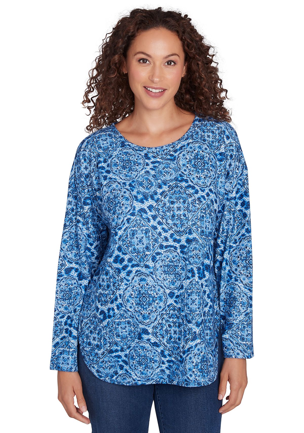 Petite Crew Neck Medallion Leopard Printed Hacci Knit Top