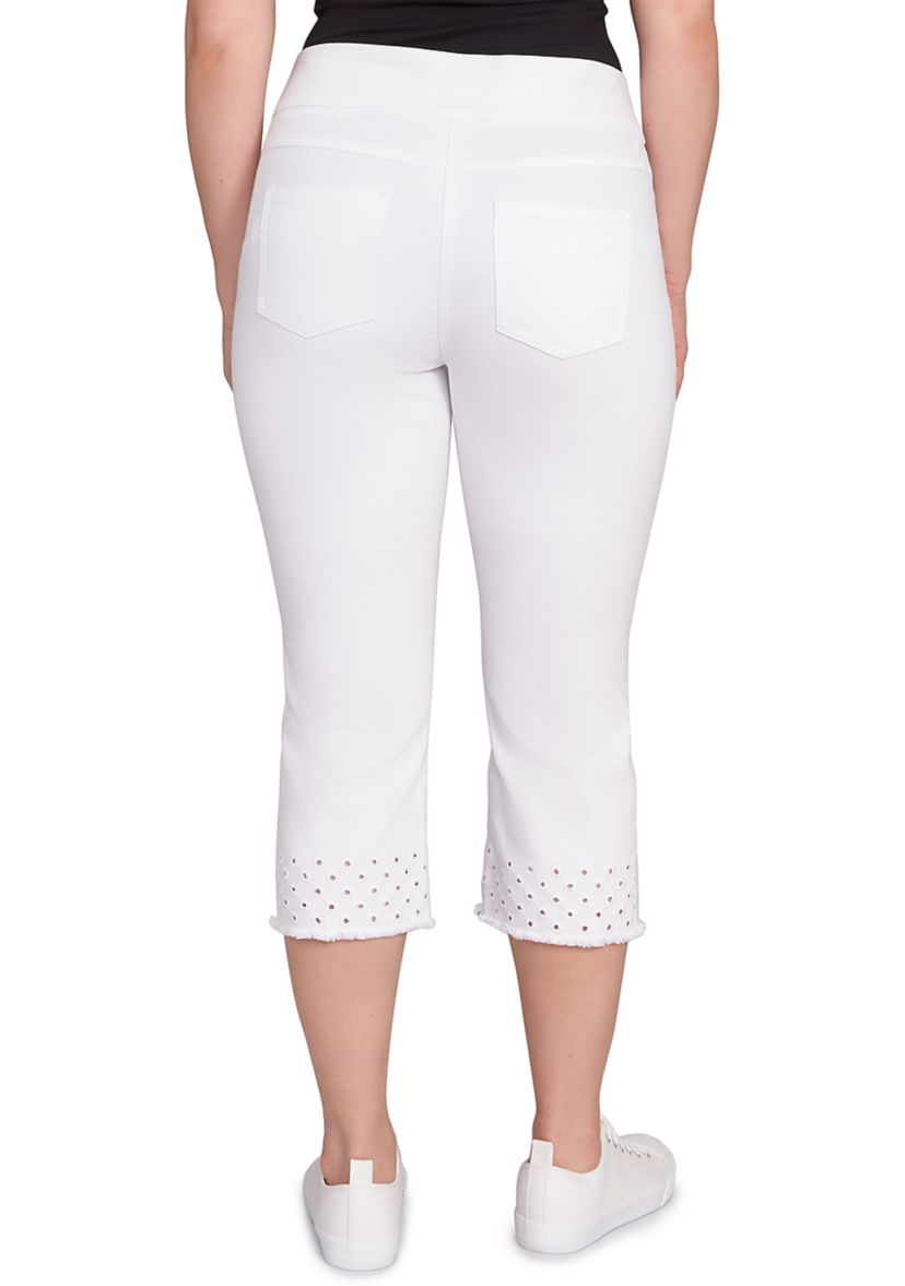 Petite Pull On Embroidered Hem Soft Stretch Denim Capri Pants