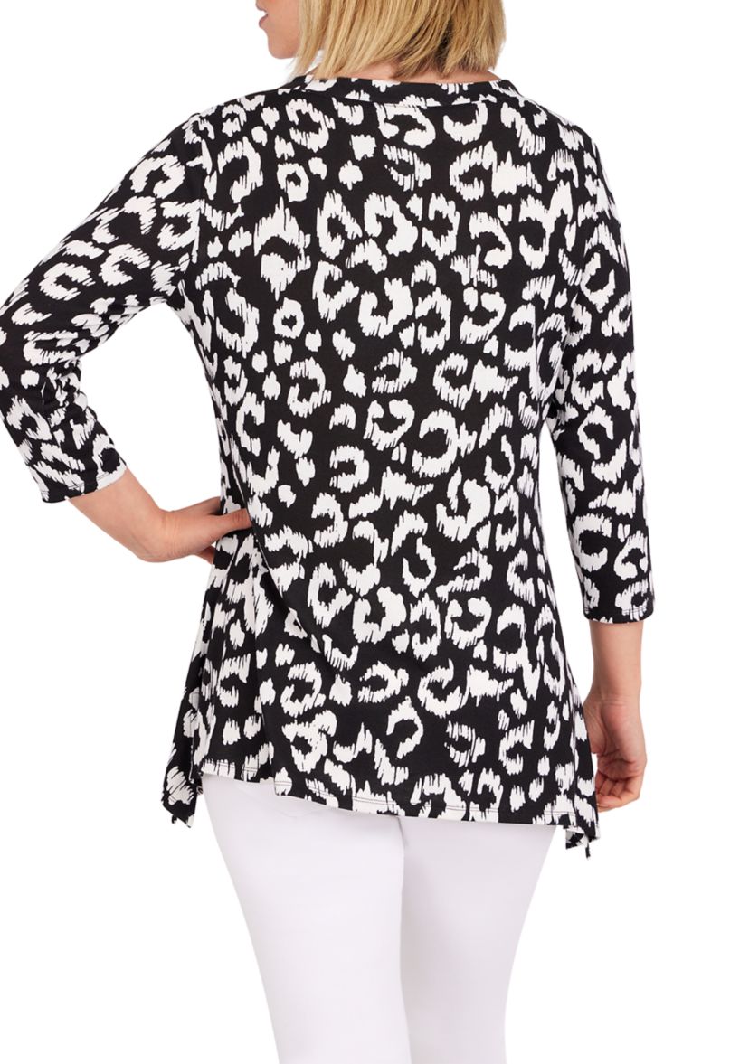 Petite Easy Chic Hacci Animal Print Top