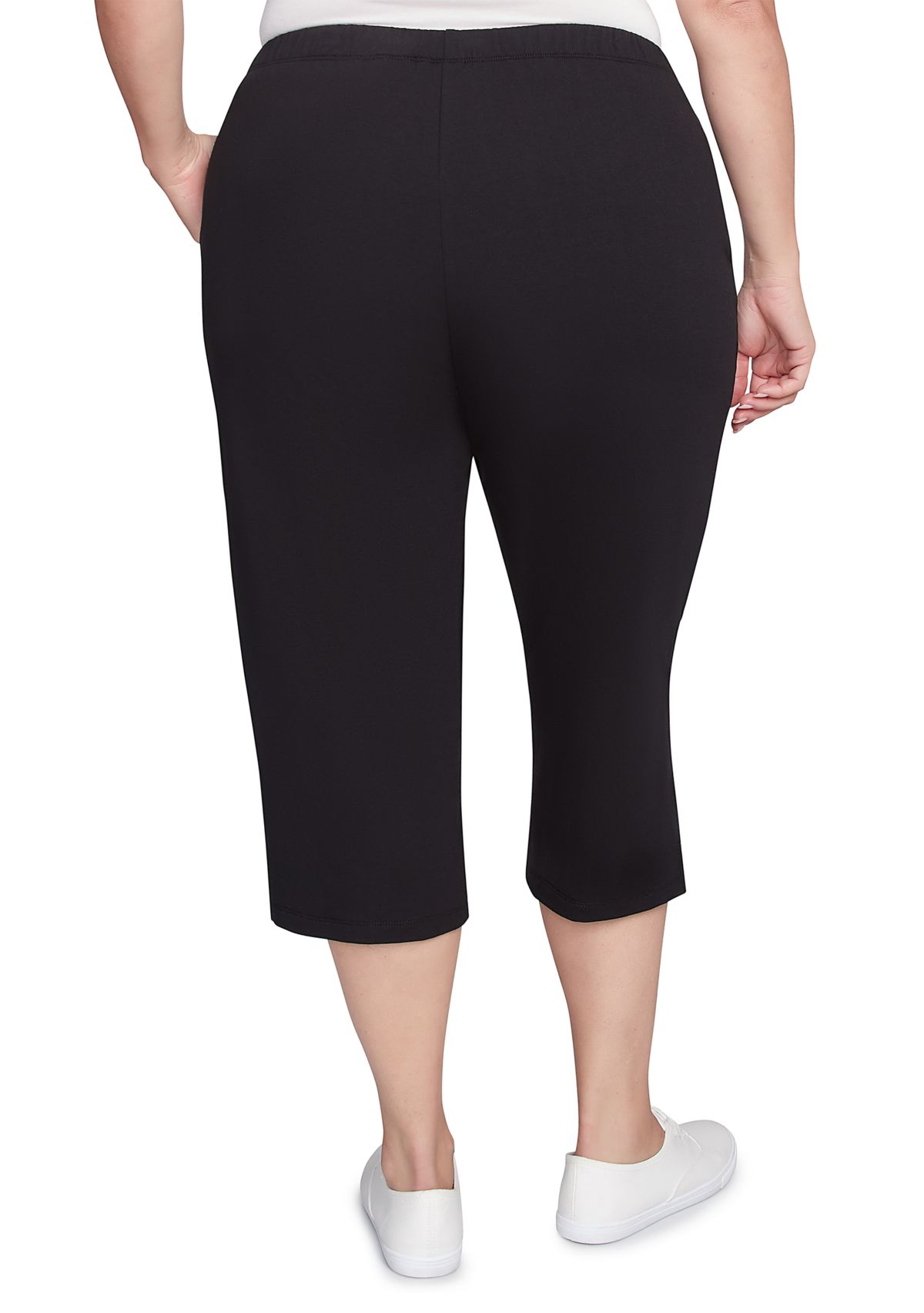 Plus Size Elastic Waist Pull-On French Terry Capri Pants