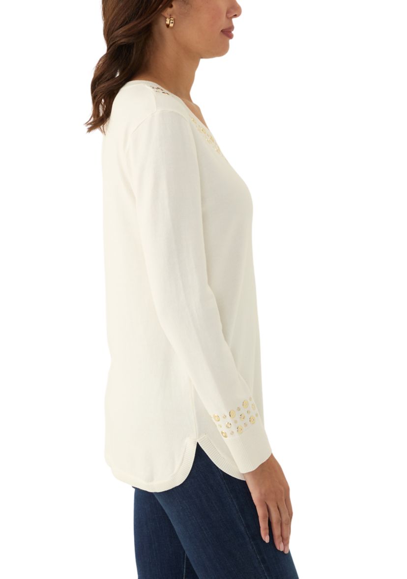 Womens V-Neck Grommet Embellished Fine Gauge Pullover Sweater