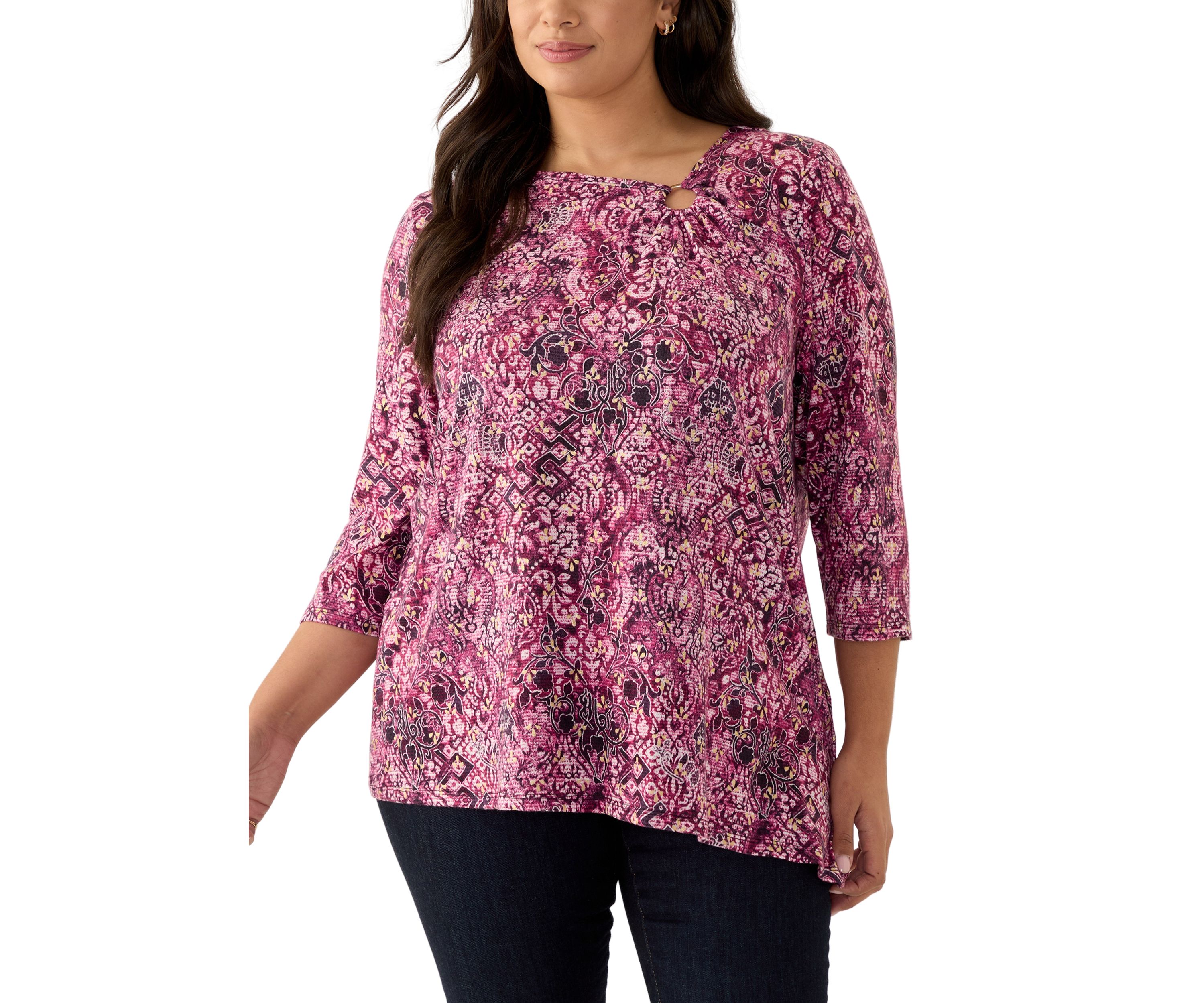 Plus Size Ring Neck Medallion Print Hatchi Knit Top with Asymmetric Hem