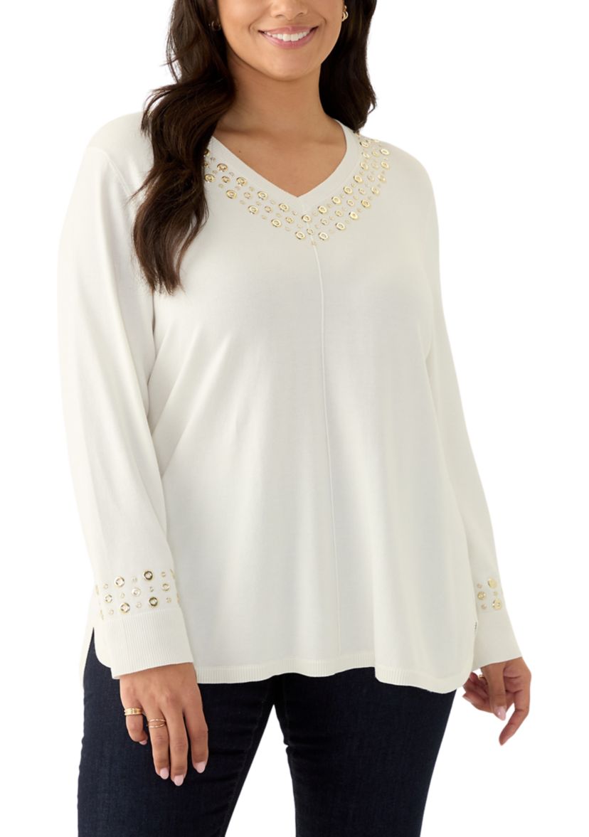 Womens V-Neck Grommet Embellished Fine Gauge Pull Over Sweater