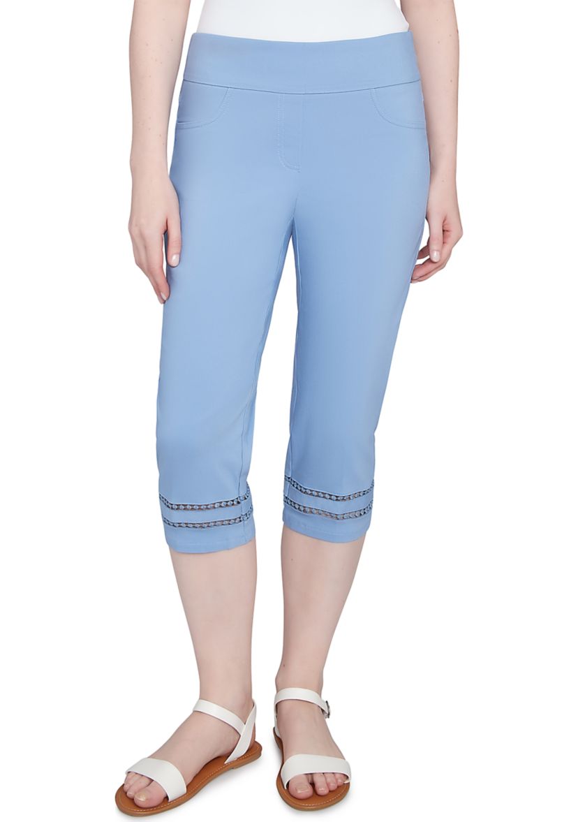 Womens Dreamy Pull On Tech Clamdigger Pants