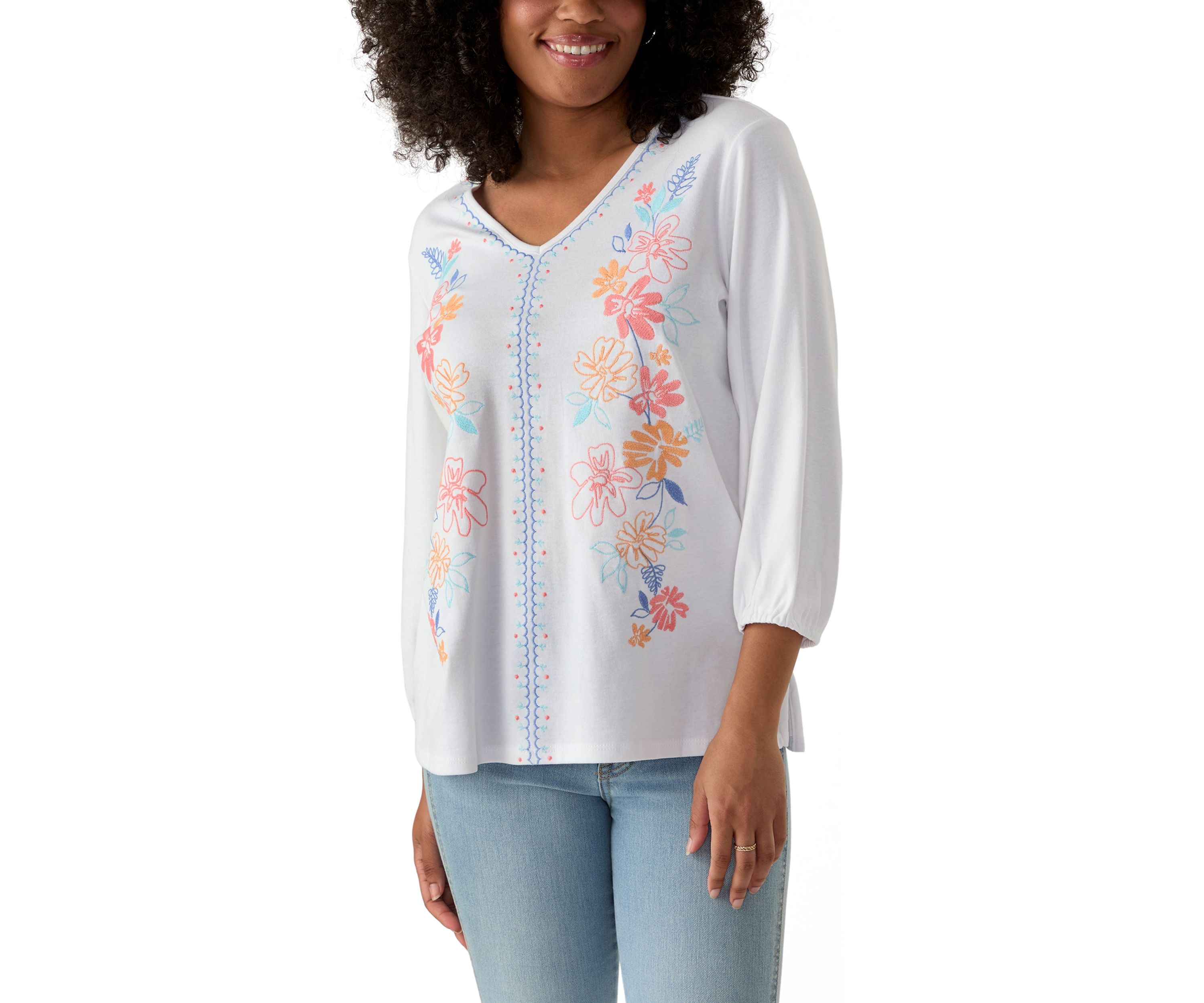 Womens Floral Embroidered Solid Knit Top