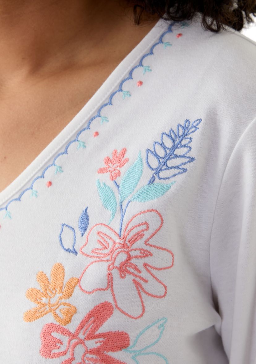 Womens Floral Embroidered Solid Knit Top