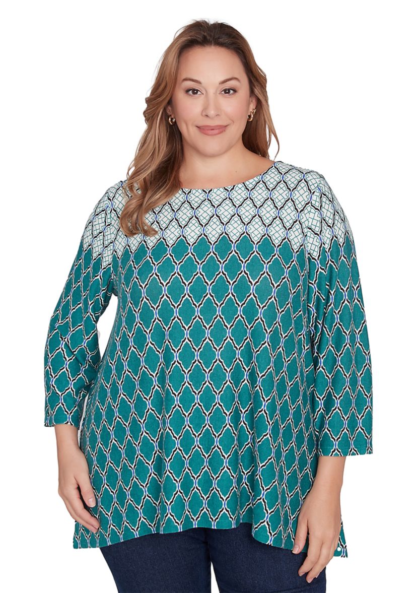 Plus Size Ballet Neck Scalloped Medallion Border Print Hatchi Sharkbite Top