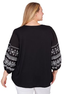 Plus Embroidered Solid Knit Top