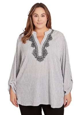 Plus Puckered Stripe Pattern Top