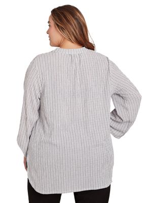 Plus Puckered Stripe Pattern Top