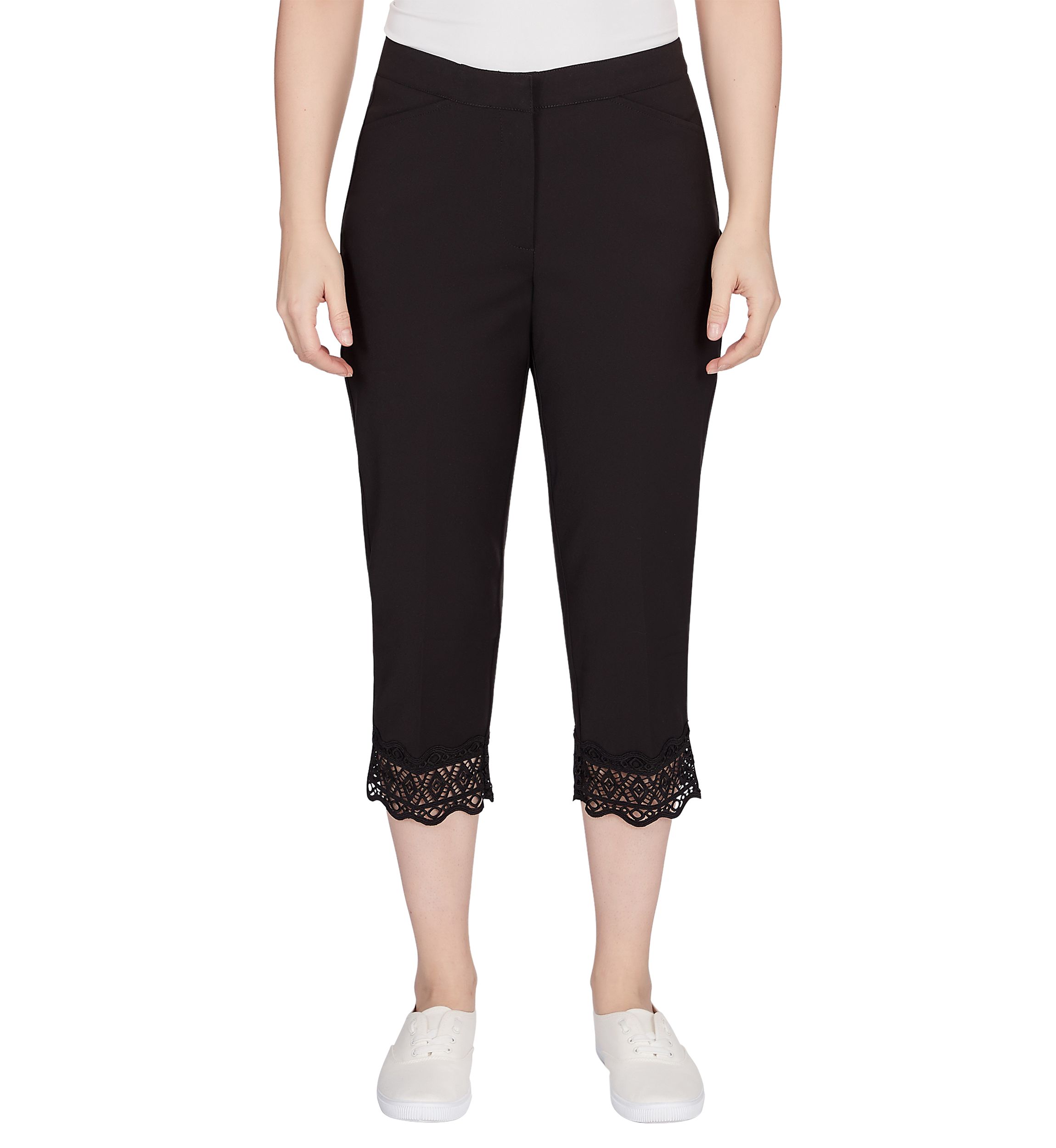 Petite Stretch Lace Hem Capri Pants