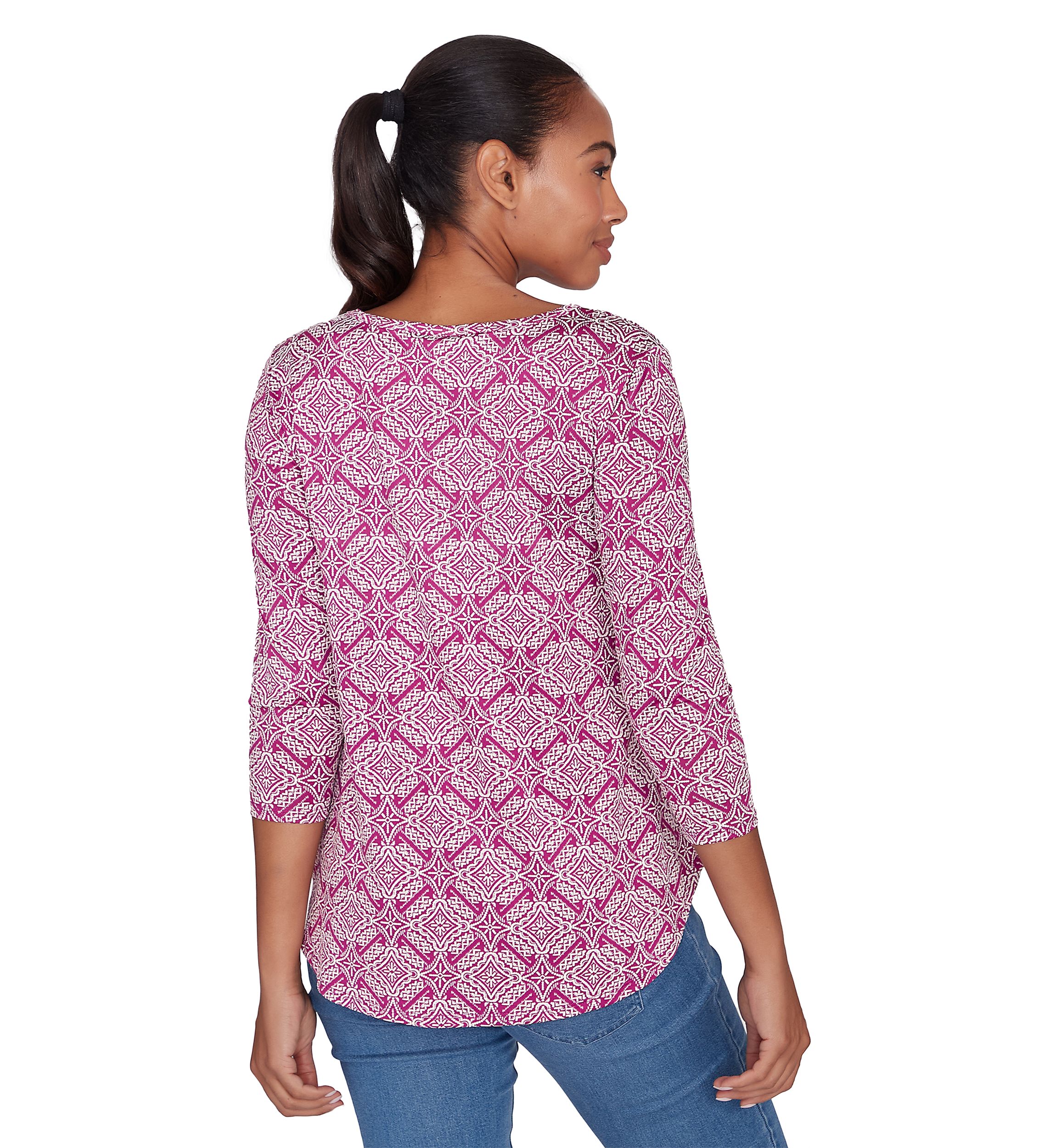 Womens Diamond Puff Print Knit Top