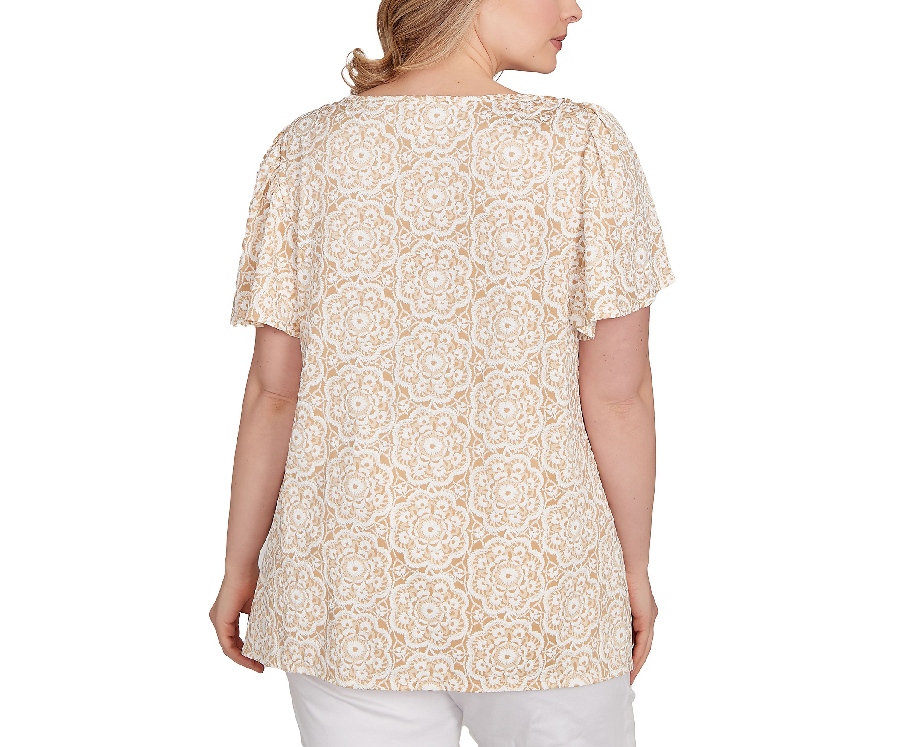 Plus Size Beaded Macramé Puff Print Top