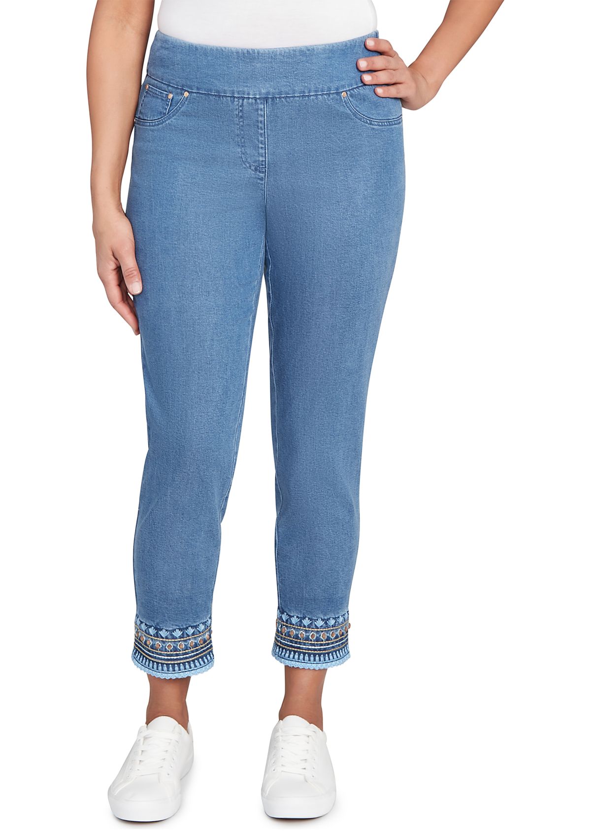 Petite Soft Beaded Embroidery Jeans