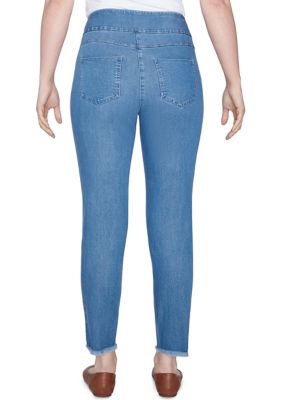 Petite Super Soft Stretch Ankle Jeans