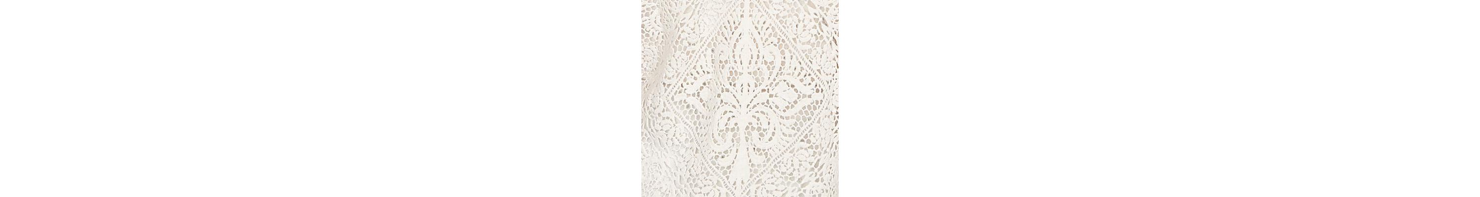 Petite Lined Medallion Crochet Top