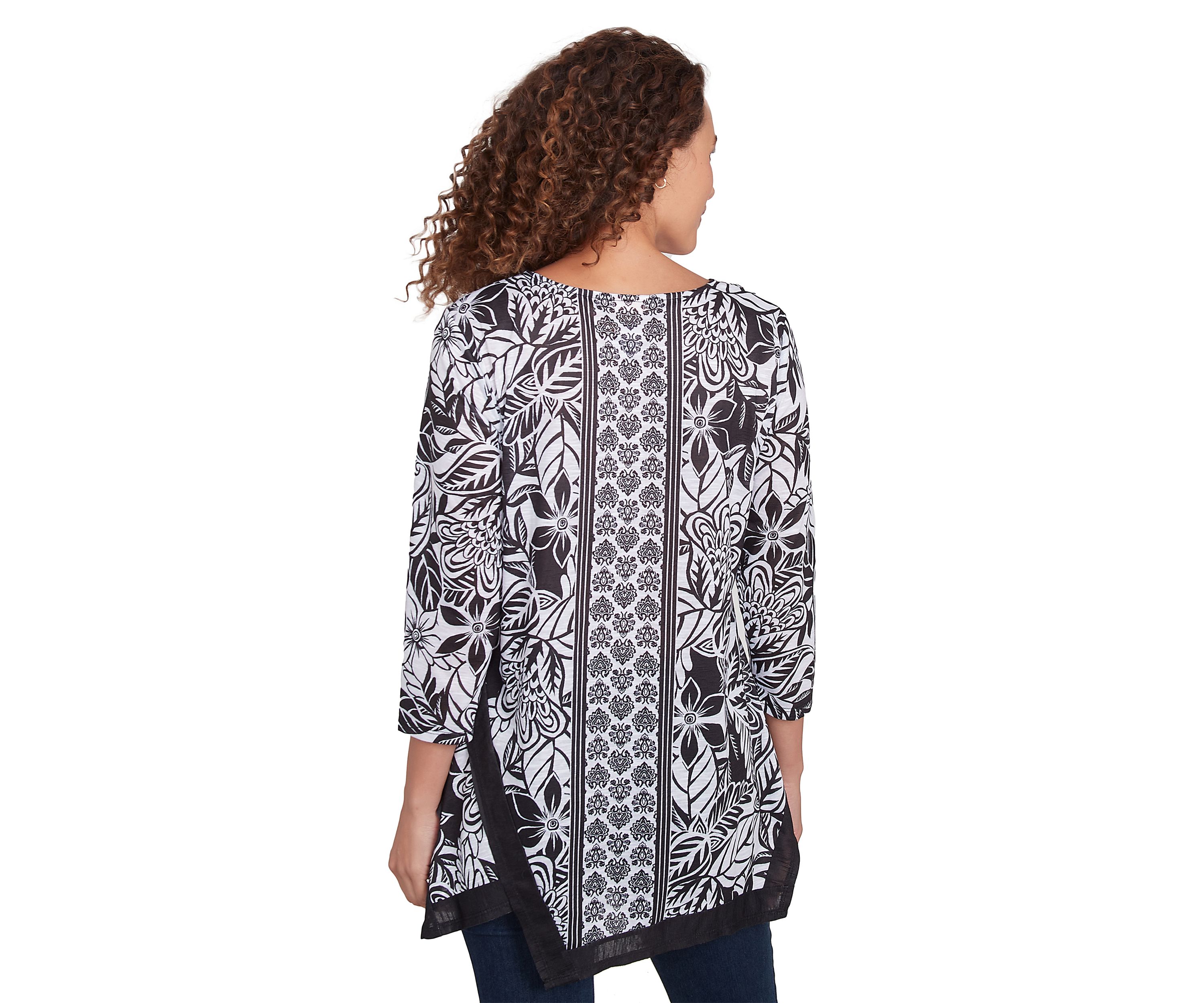 Womens Monochrome Floral Sharkbite Top