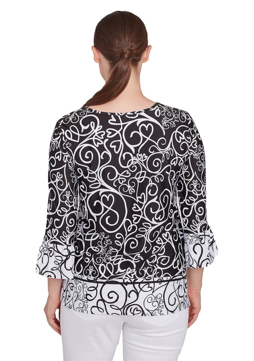 Plus Size Whirlwind Heart Puff Print Top