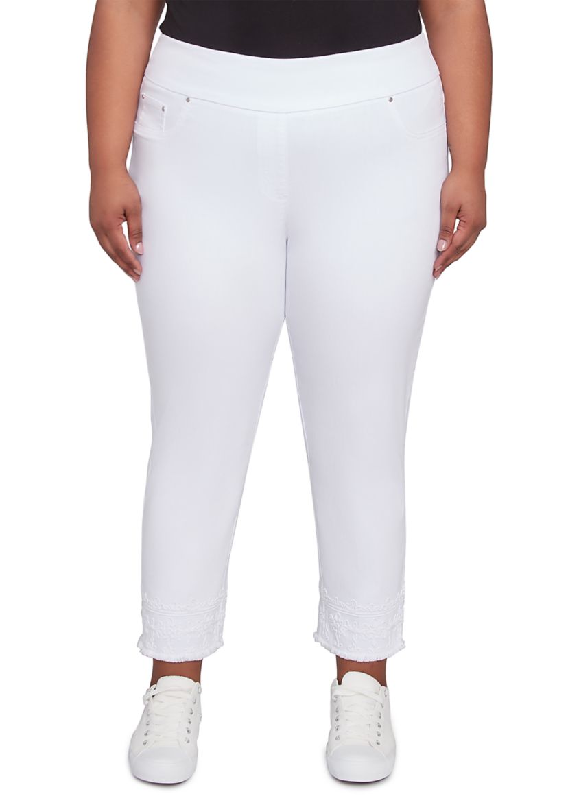 Plus Size Embroidered Extra Stretch White Denim Jeans