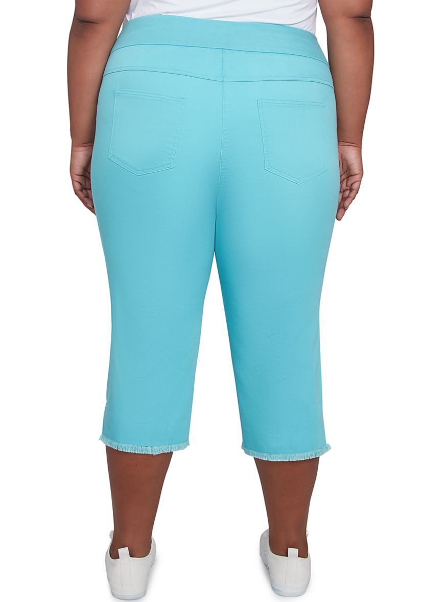 Plus Size Oasis Pull On Fringe Denim Capri Pants 