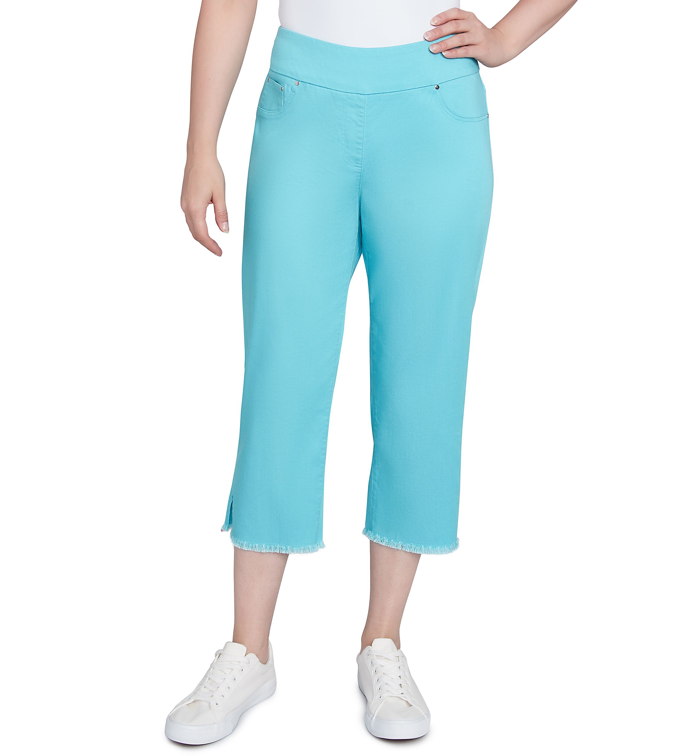 Petite Oasis Pull On Fringe Denim Capri Pants 