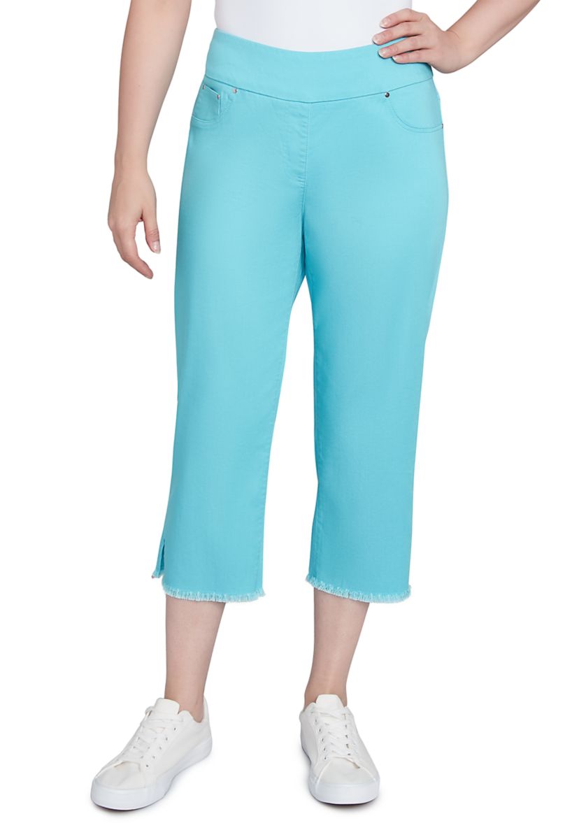 Petite Oasis Pull On Fringe Denim Capri Pants 