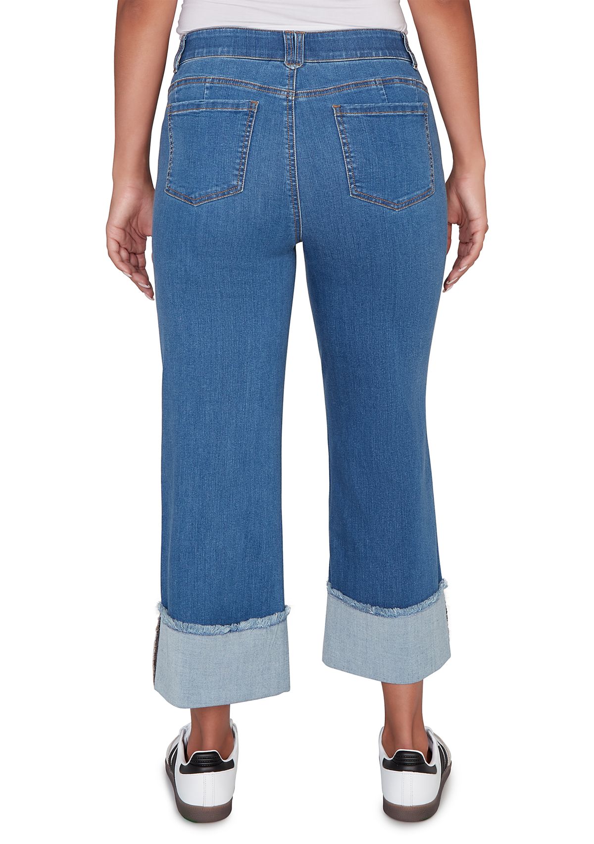 Petite Comfort Waist Wide Leg Cropped Jeans