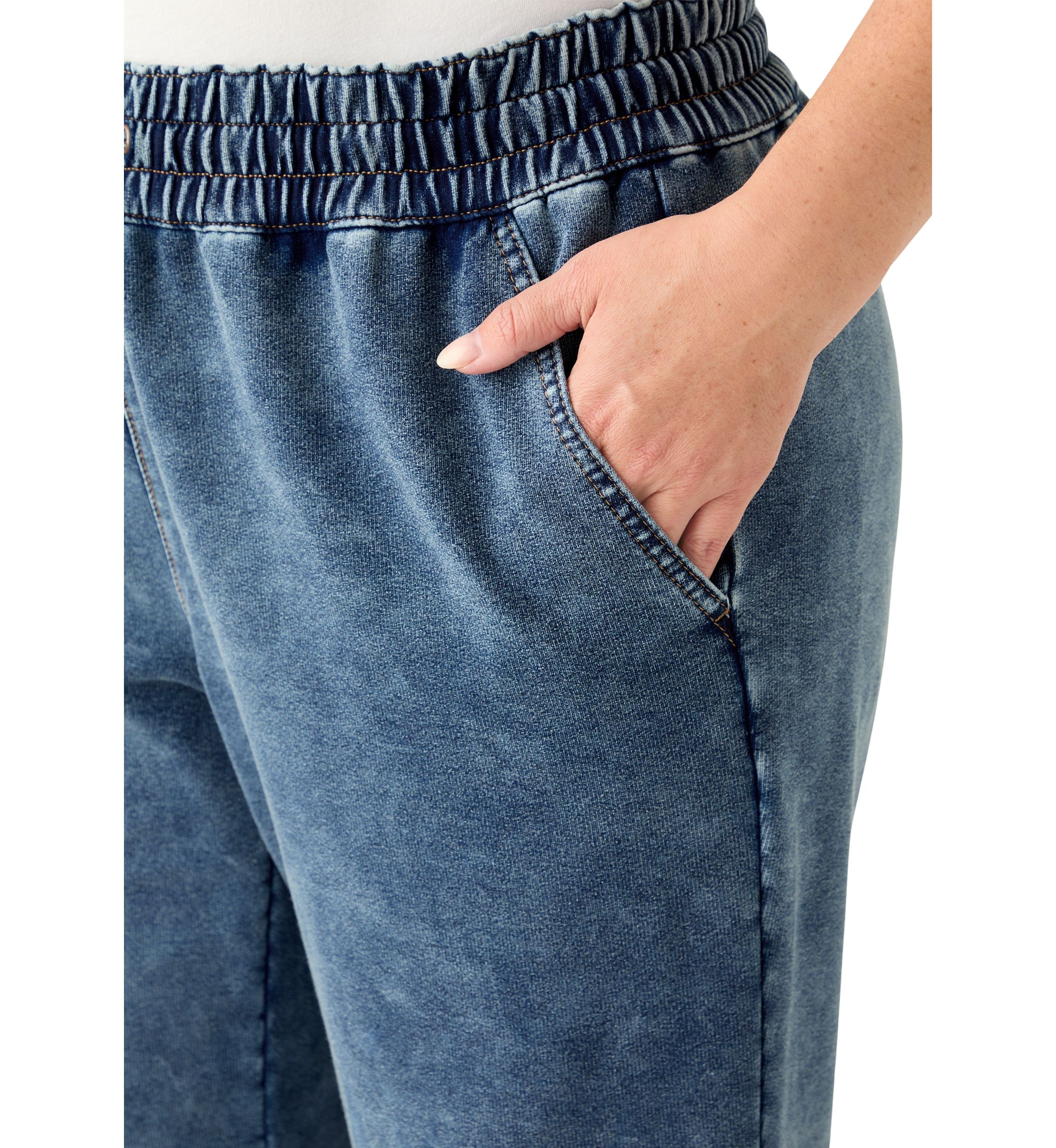 Womens Cozy Pull-On Jeans