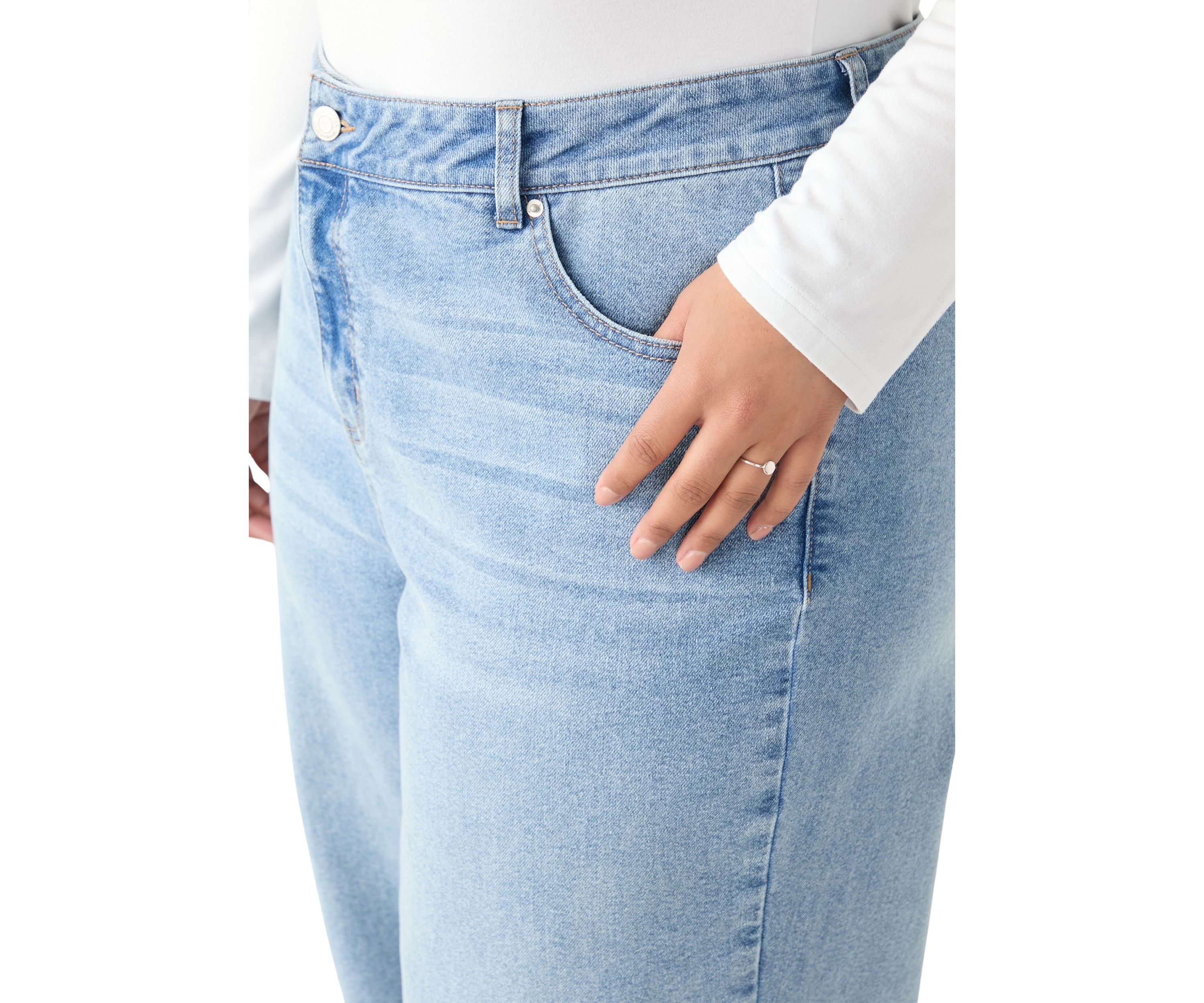 Plus Size Slouchy Barrel Leg Jeans