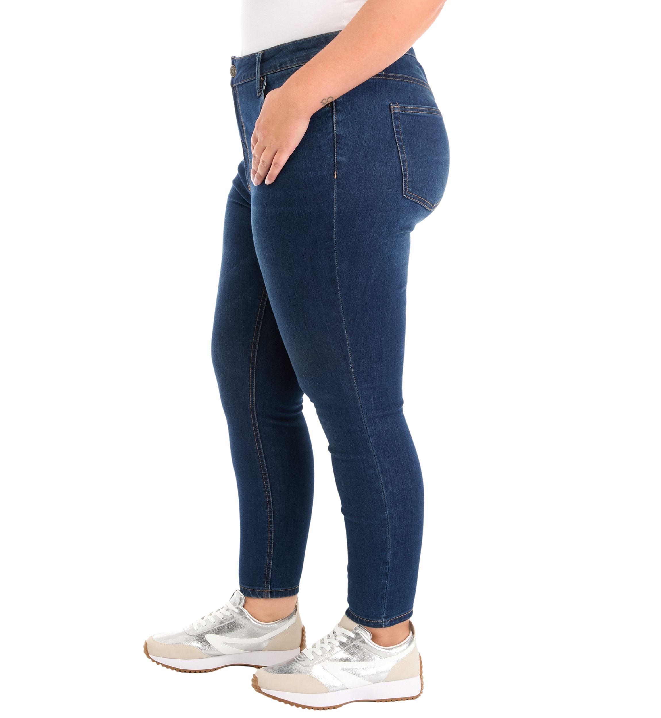 Plus Size High Rise Skinny Jeans