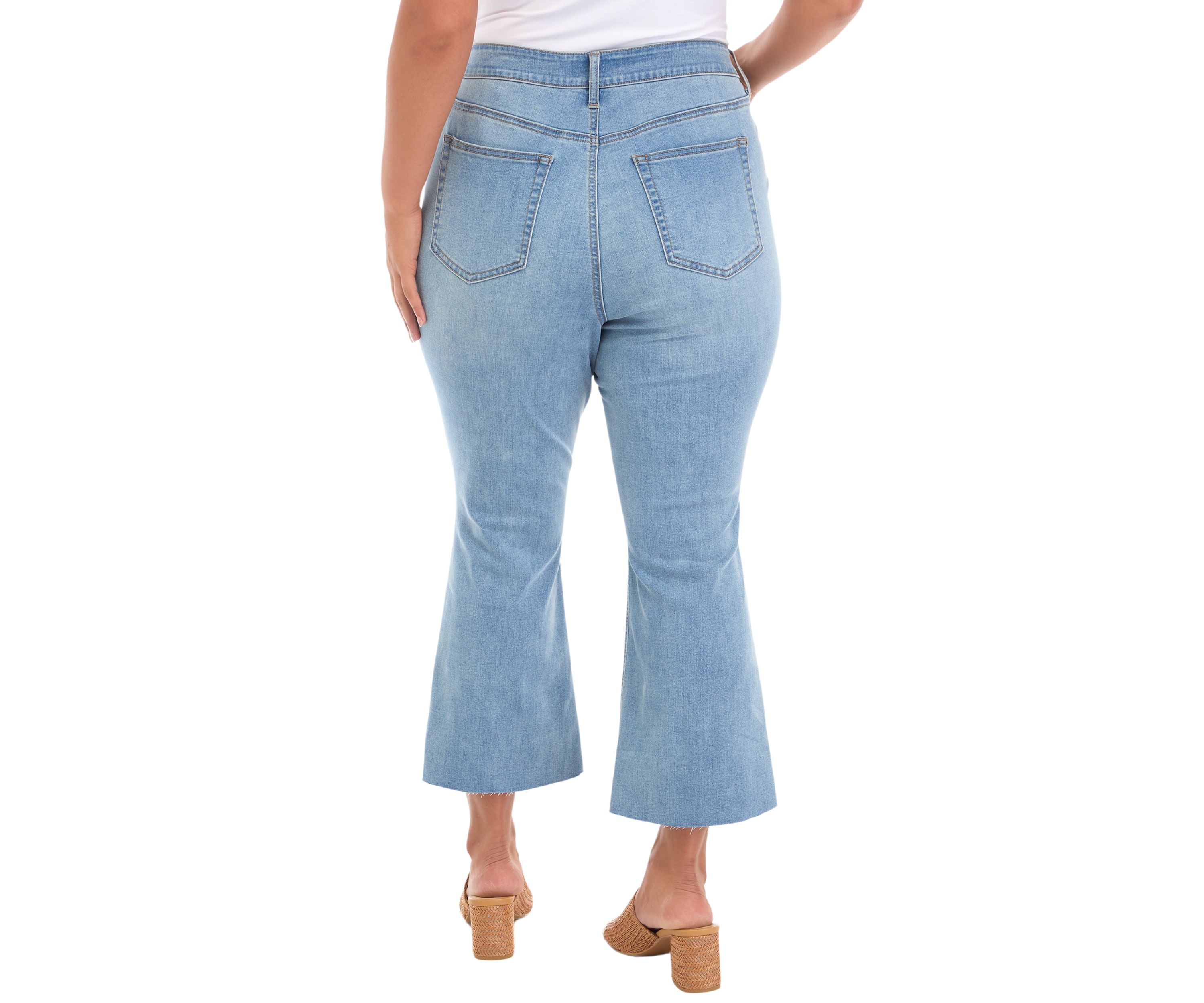 Plus Size High Rise Flare Jeans 