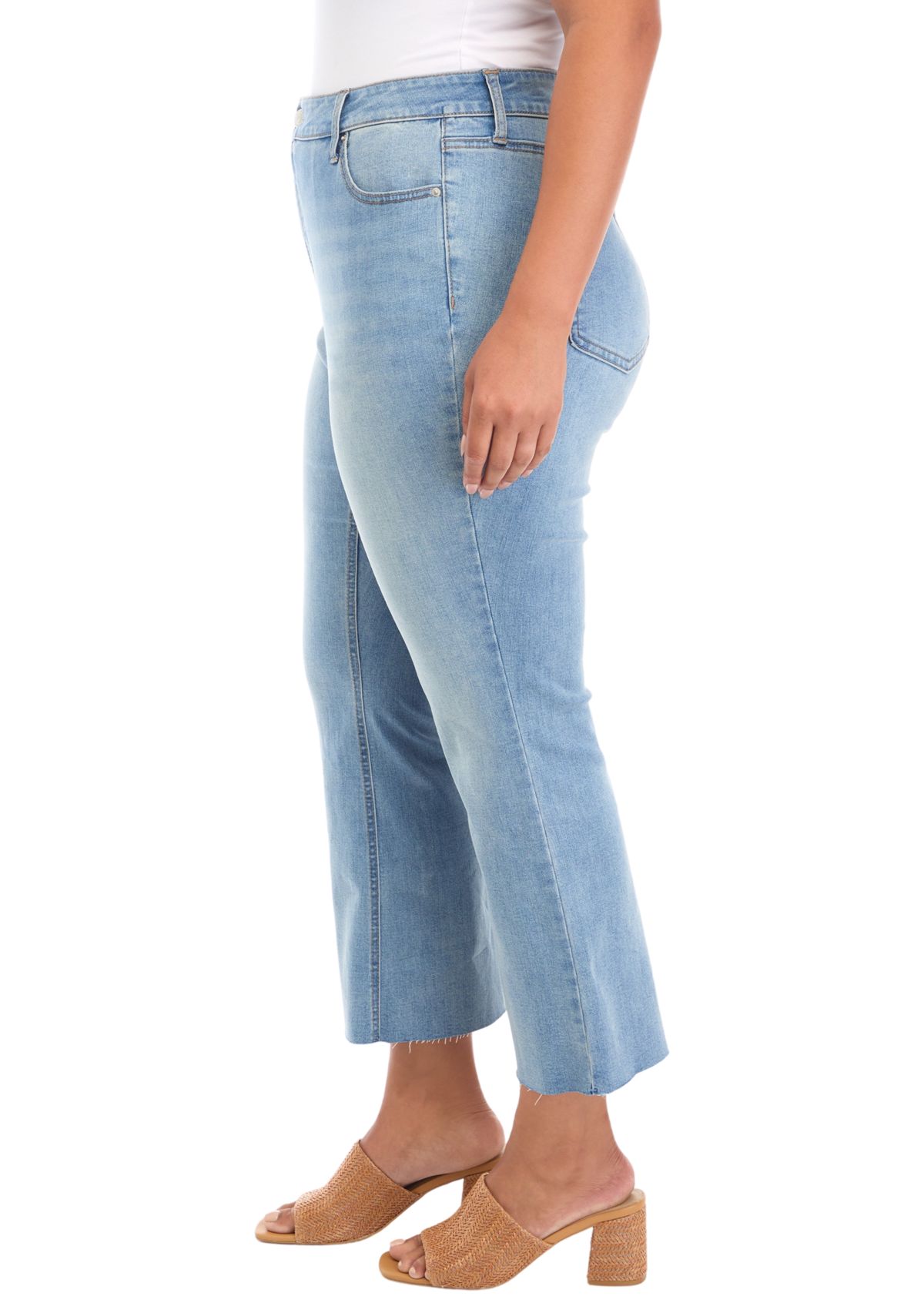 Plus Size High Rise Flare Jeans 
