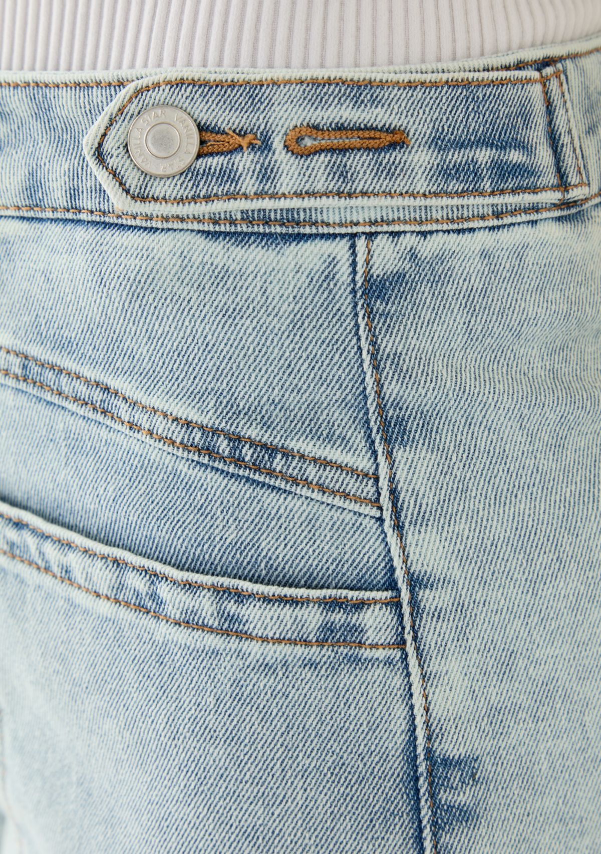 Womens Side Tab Cuffed Shorts