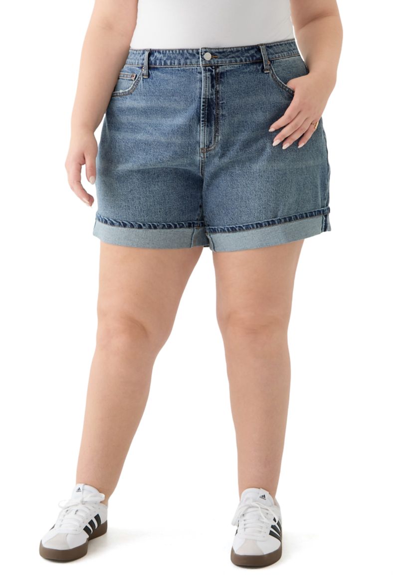 Plus Size Cuffed Shorts