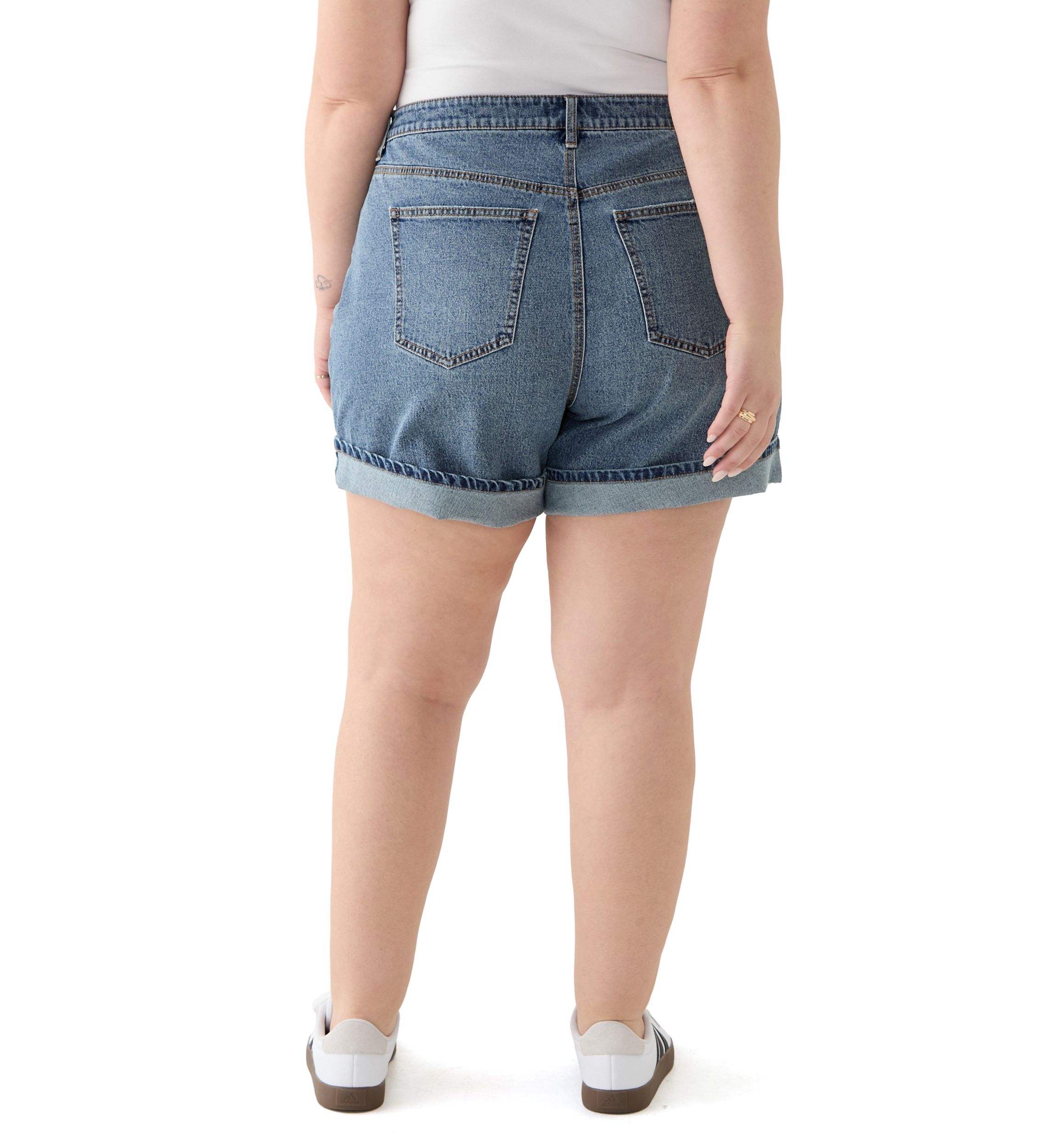 Plus Size Cuffed Shorts