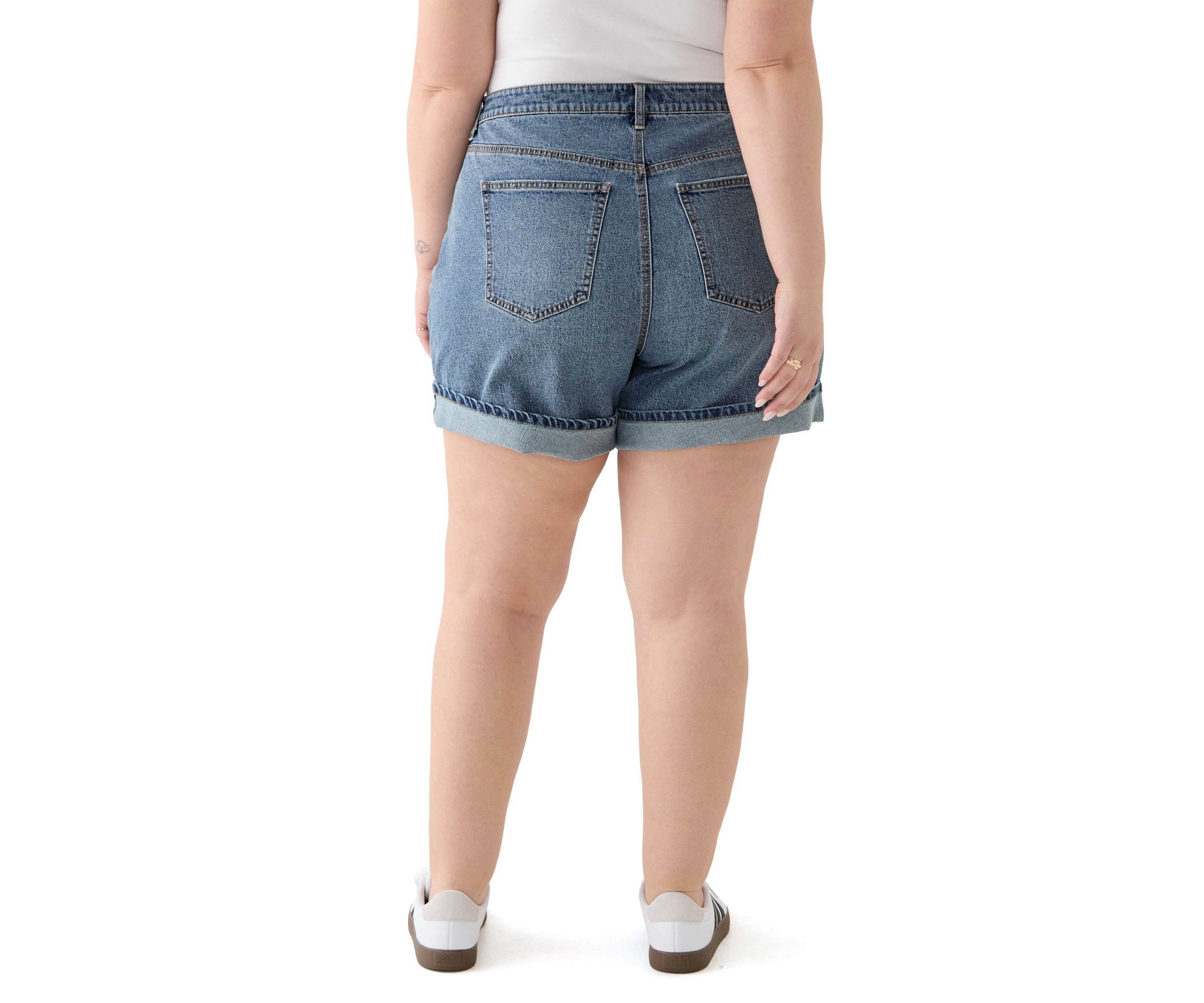 Plus Size Cuffed Shorts