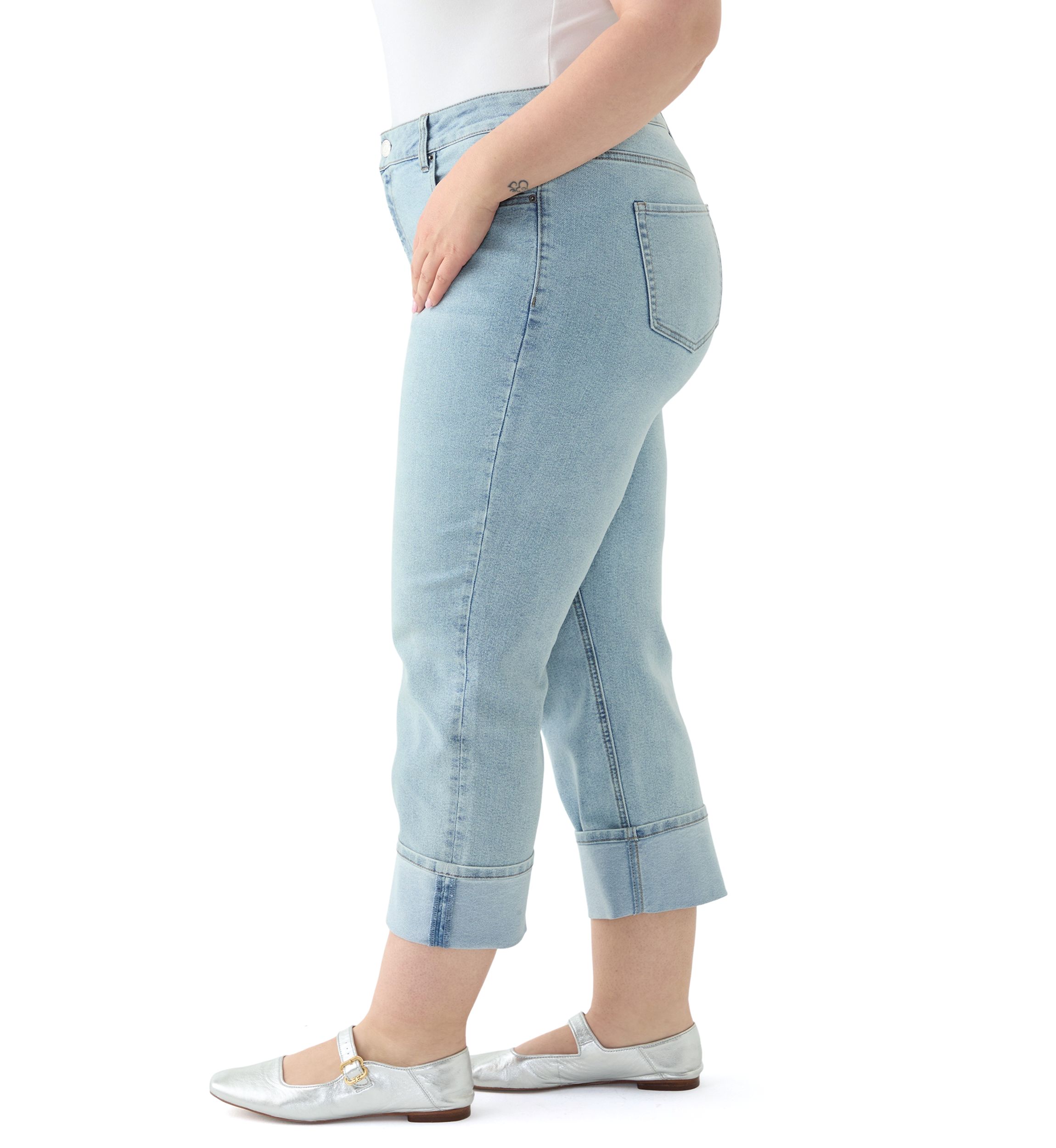 Plus Size Cuffed Cropped Jeans