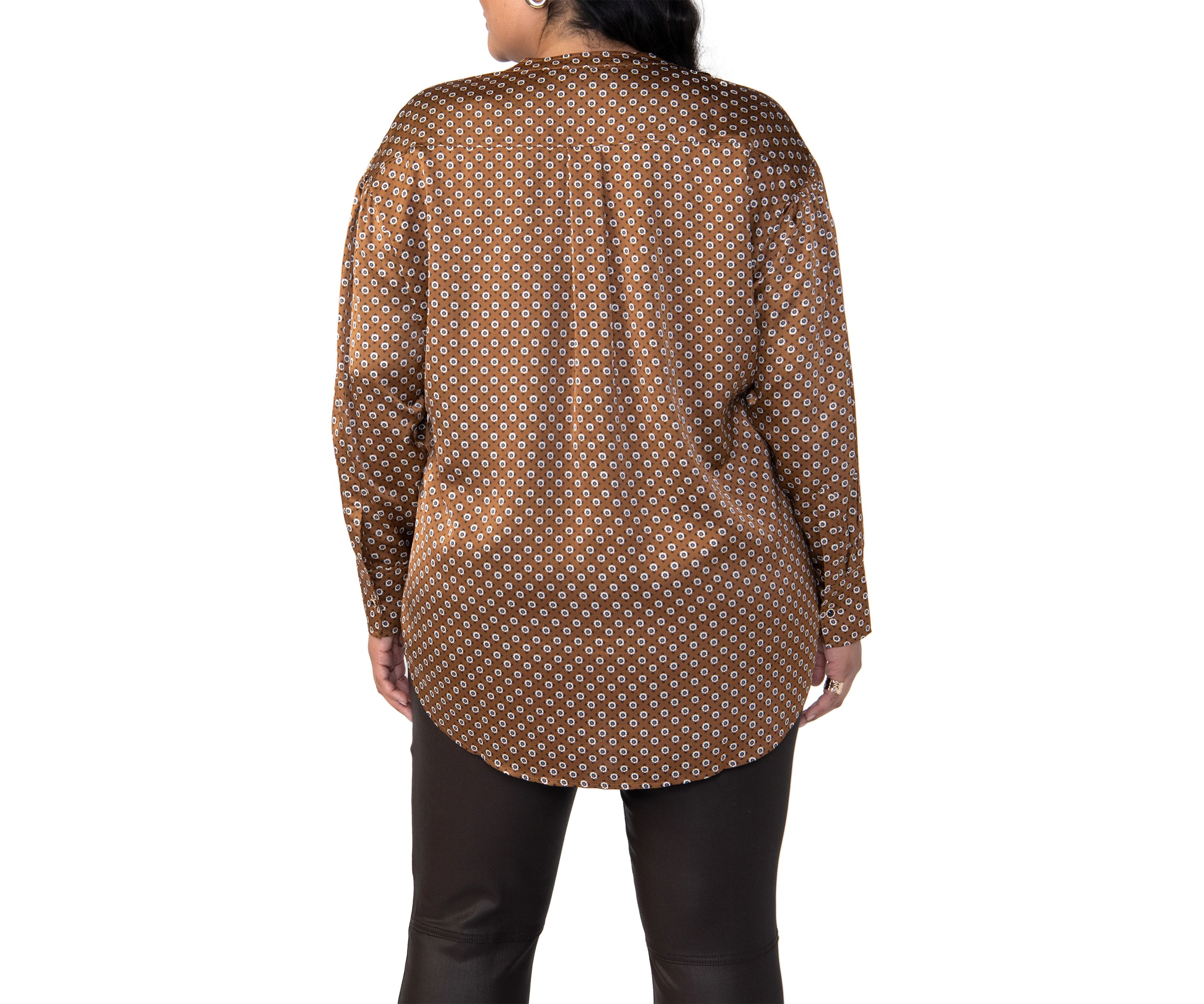 Plus Size Relaxed Modern Blouse