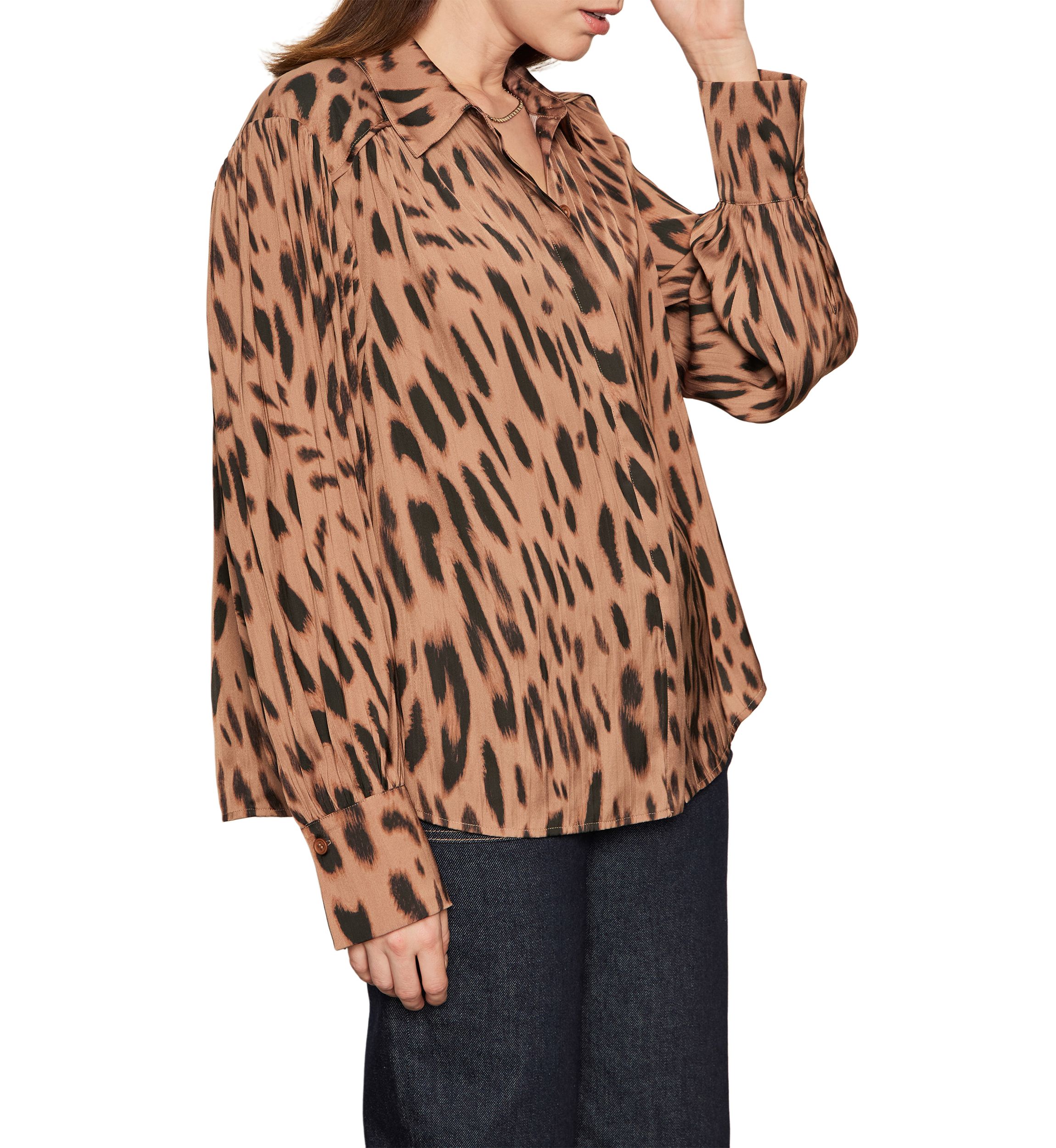 Womens Rebel Long Sleeve Button Front Animal Print Blouse