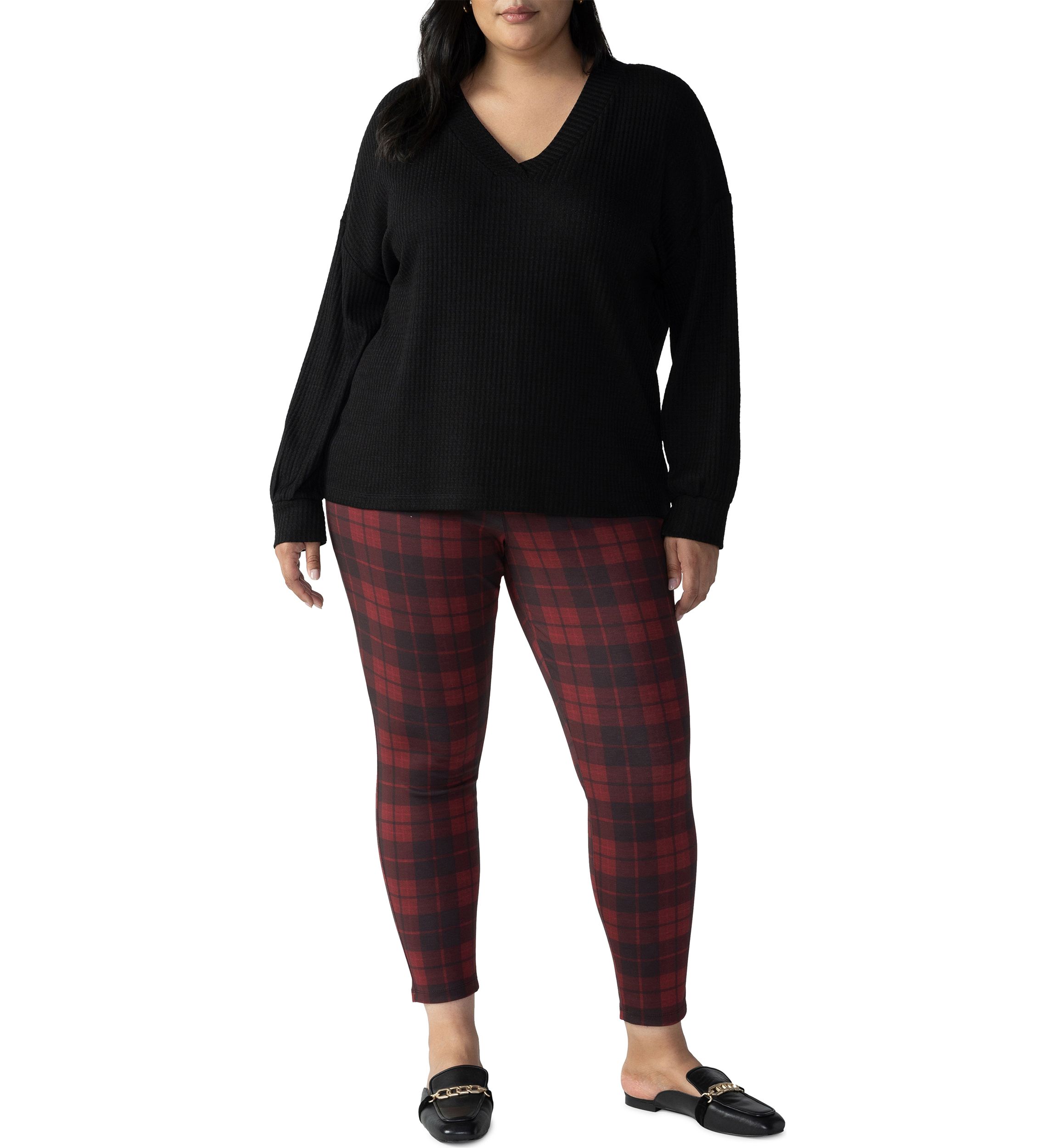 Plus Size Runway Leggings