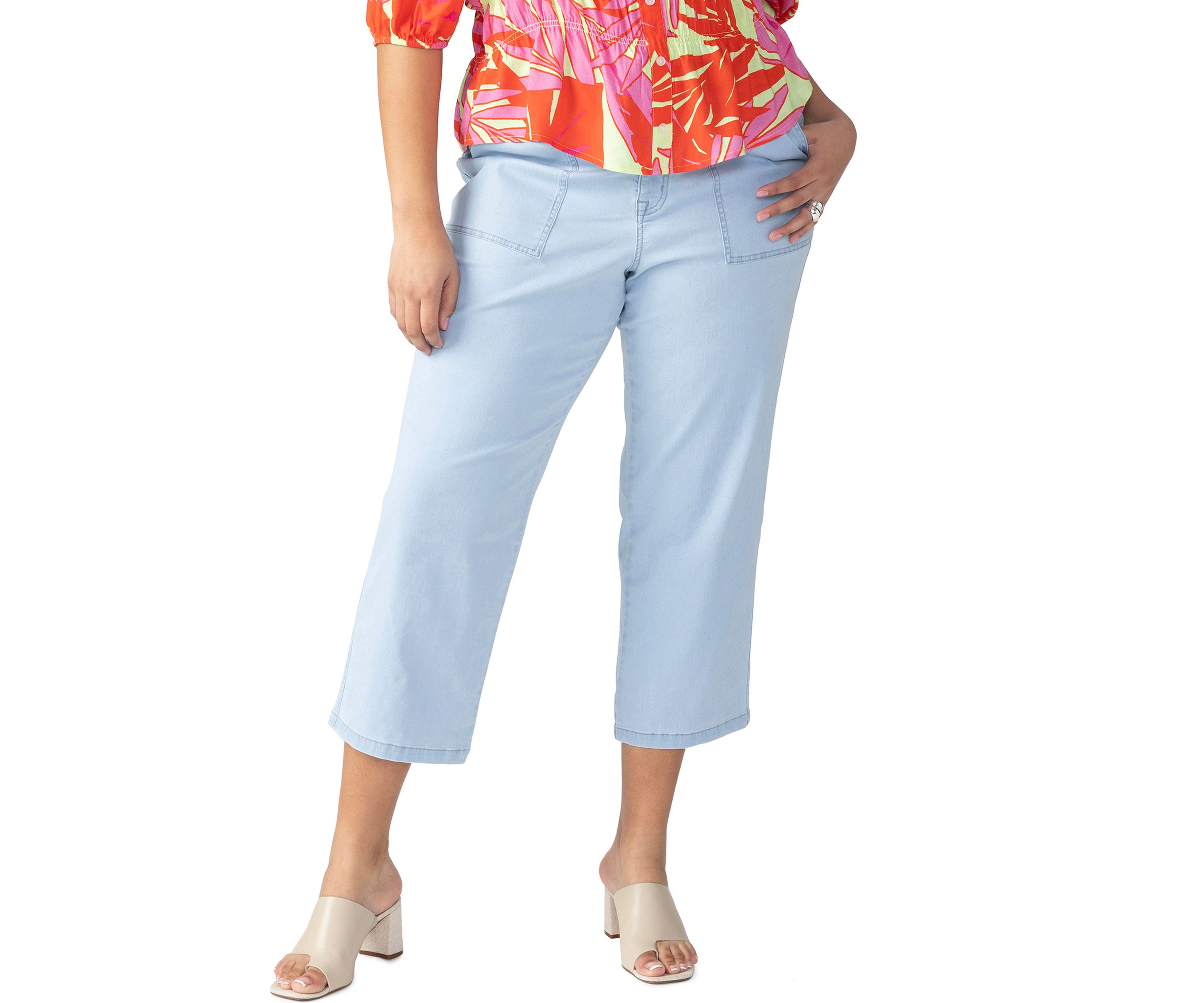 Plus Size Vacation Crop Pants