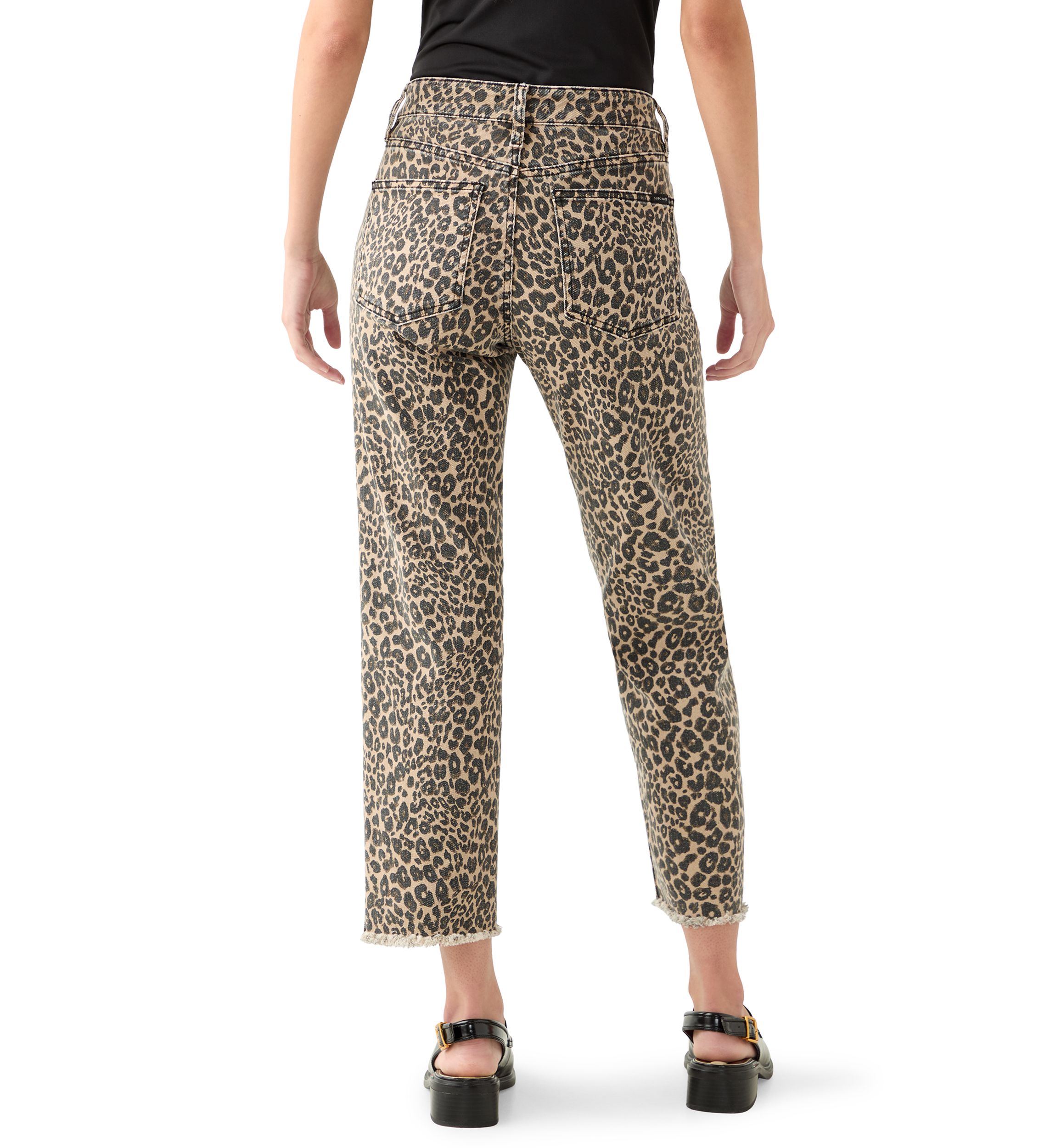 Cadence 90s Straight Leg Cropped Jeans