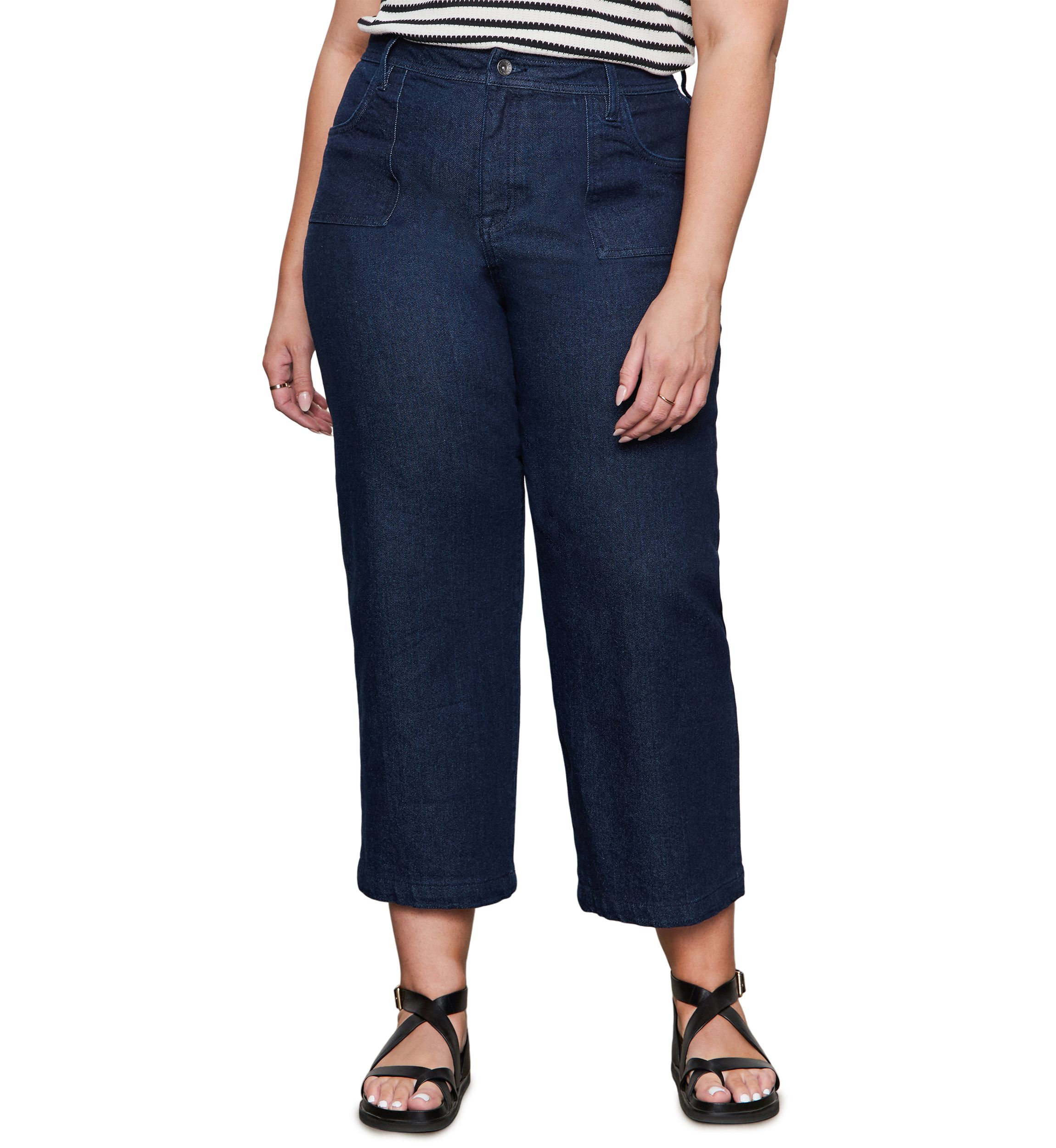 Plus Size League Cropped Jeans