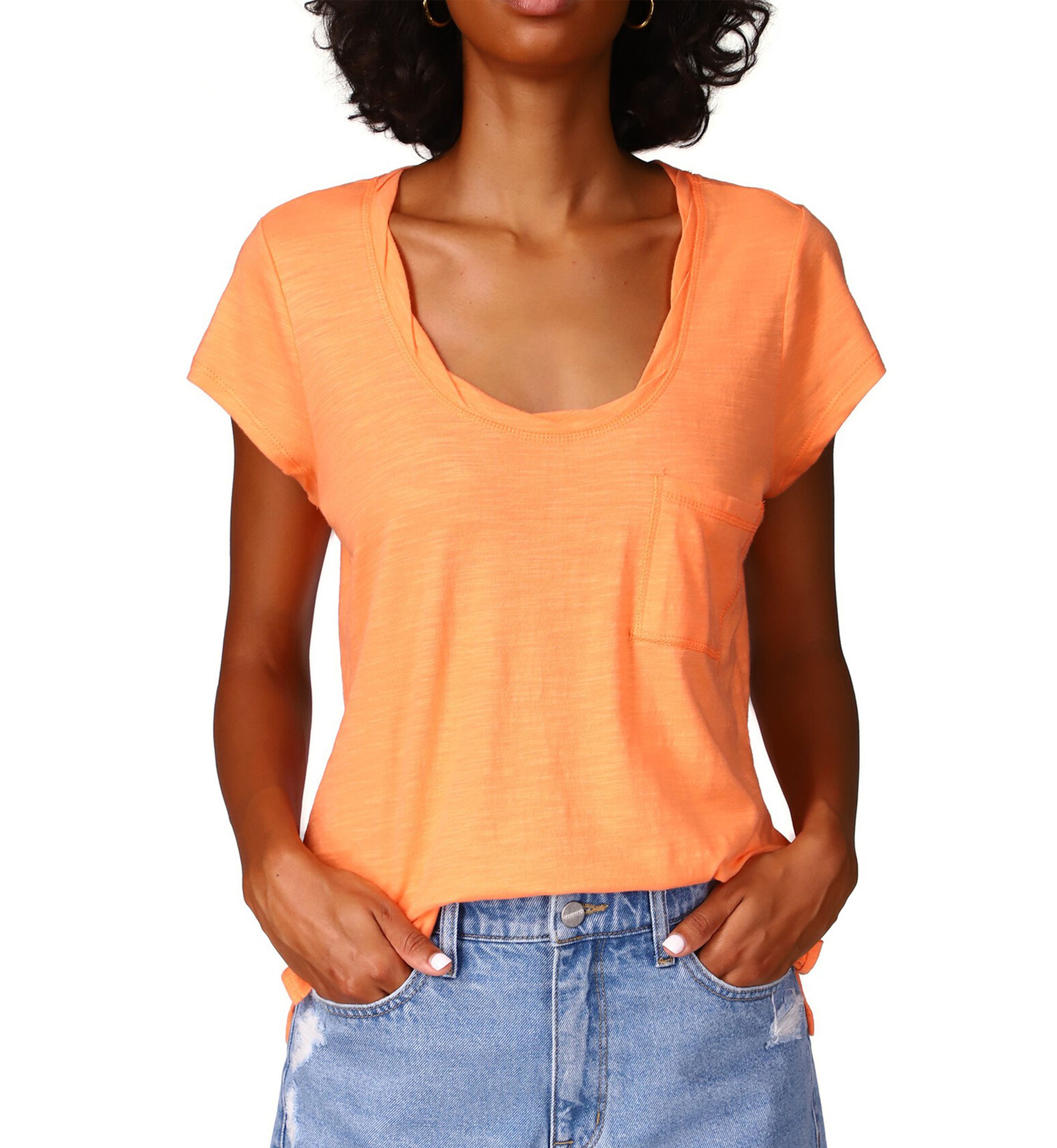 Traveler Twist T-Shirt
