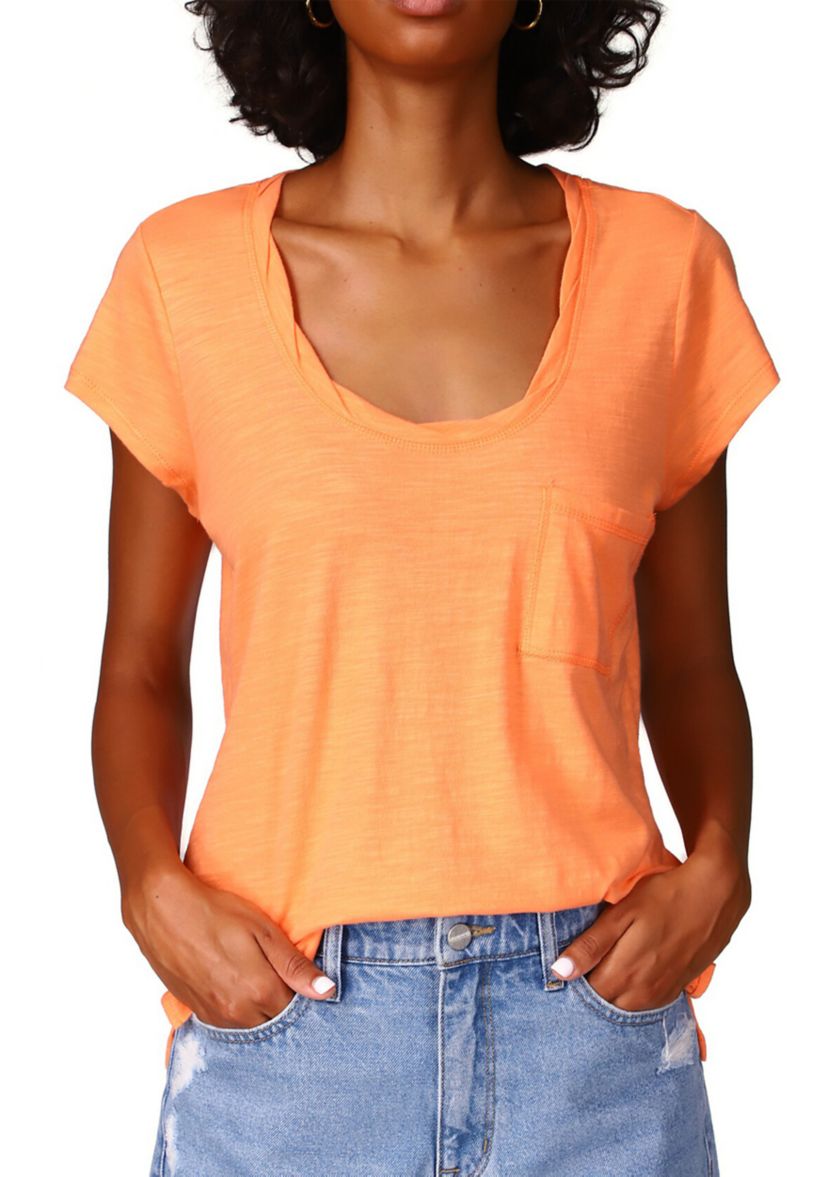 Traveler Twist T-Shirt