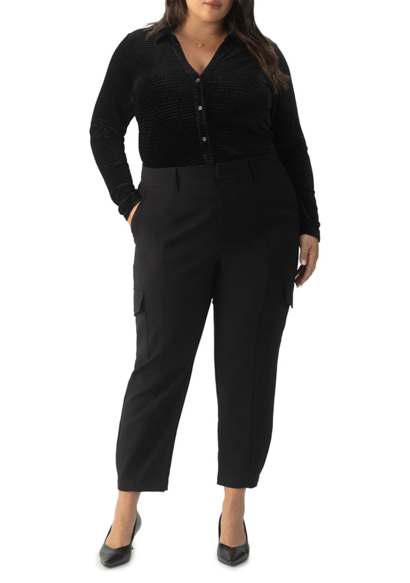 Plus Size Textured Velvet Button Top 