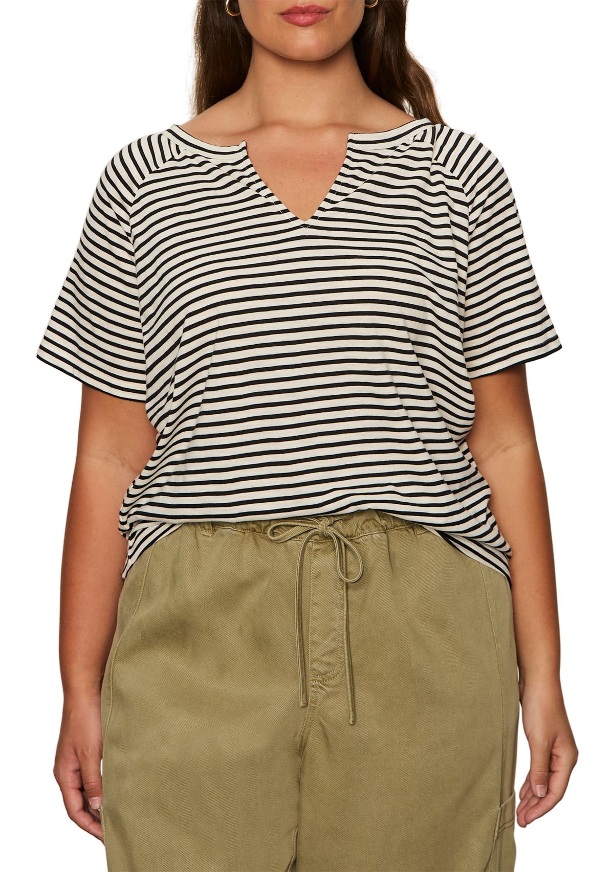 Plus Size Stripe Split Neck T-Shirt