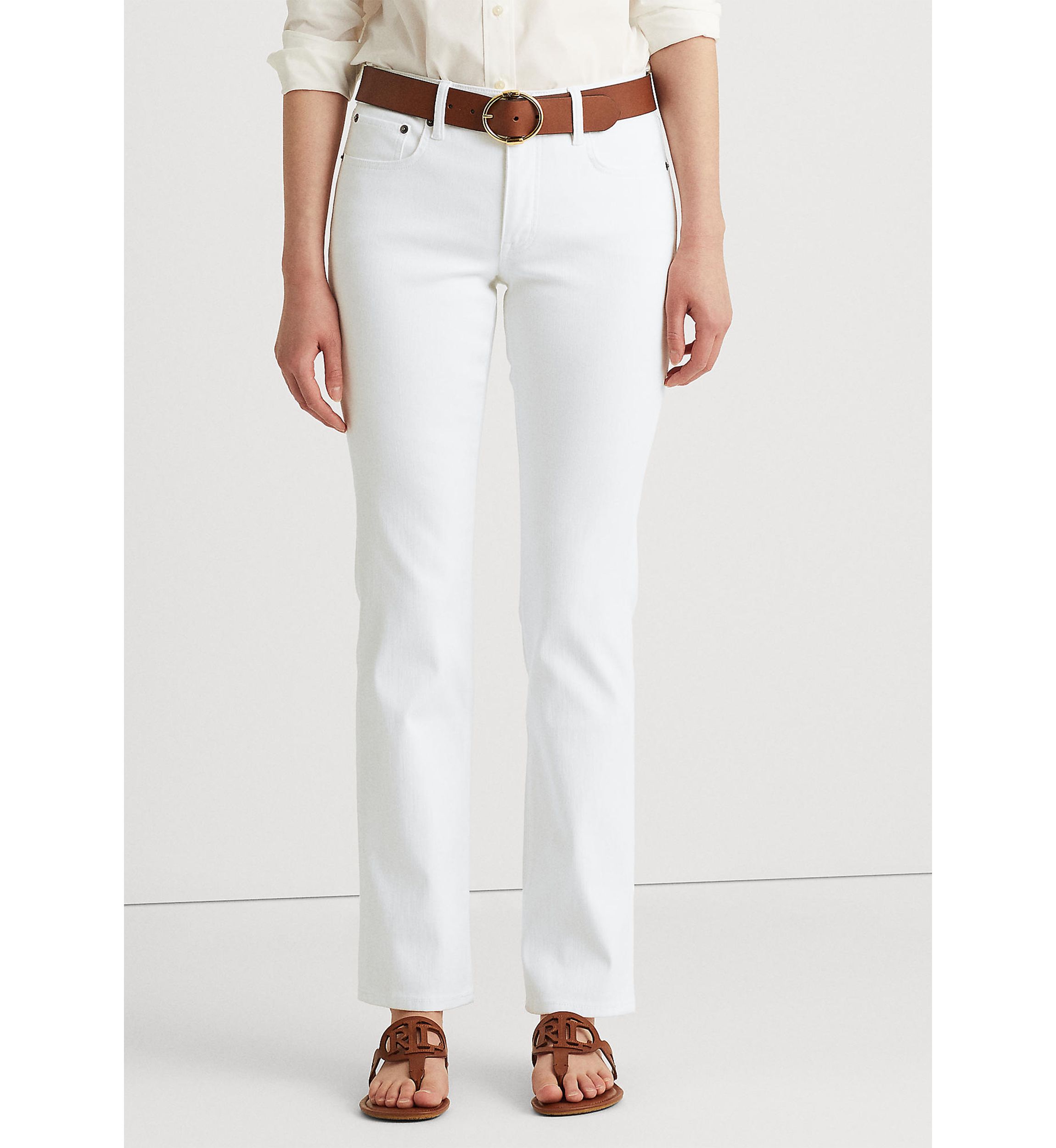Slimming Straight Jeans