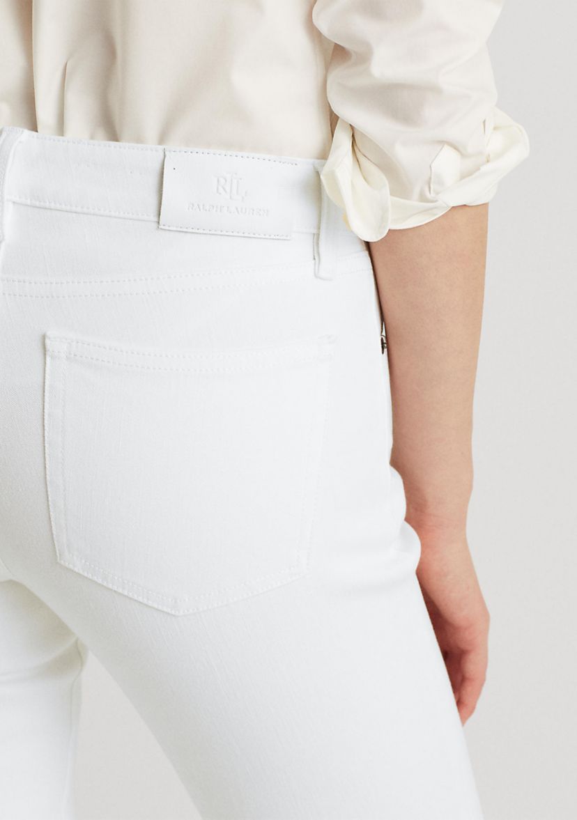 Slimming Straight Jeans