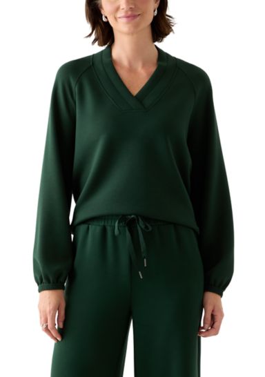 Women's Long Sleeve V-Neck Free Flow Top